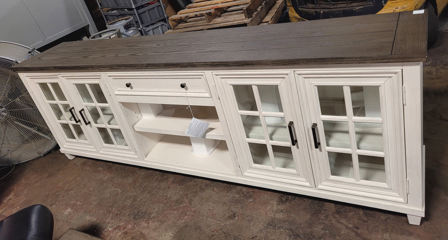 96" Dawnwood TV Console (White)