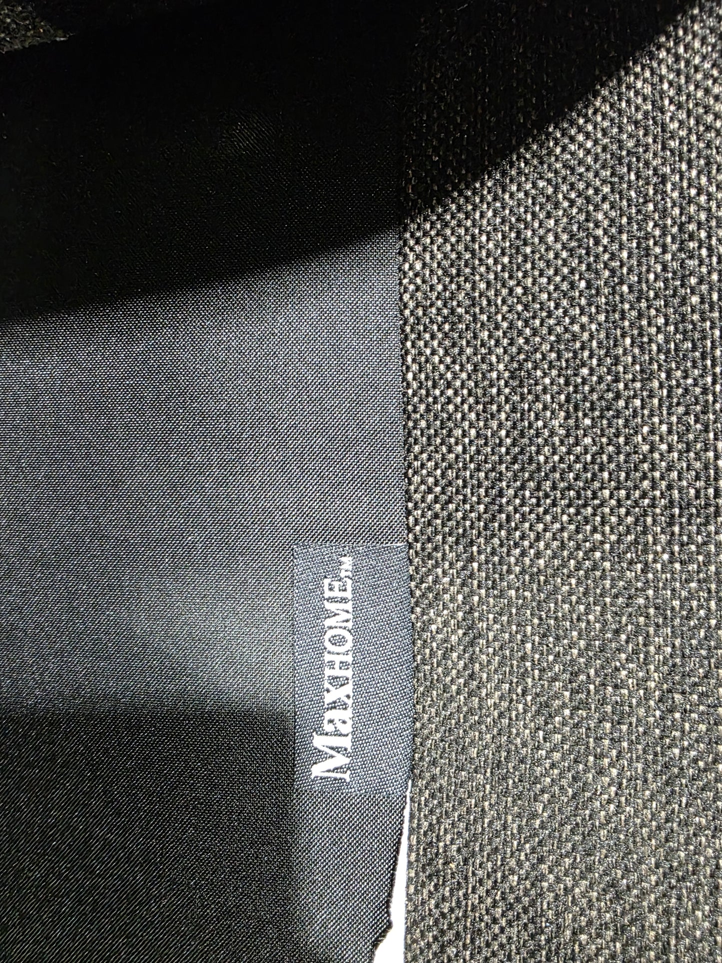 Nightford 30" Fabric Accent Chair (Charcoal)