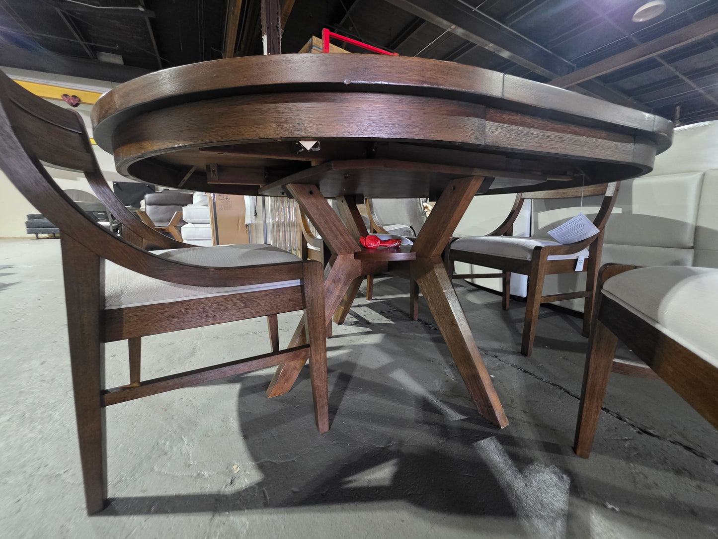 Greystone II 5-Pc. Dining Set (Round Table & 4 Chairs) Brown