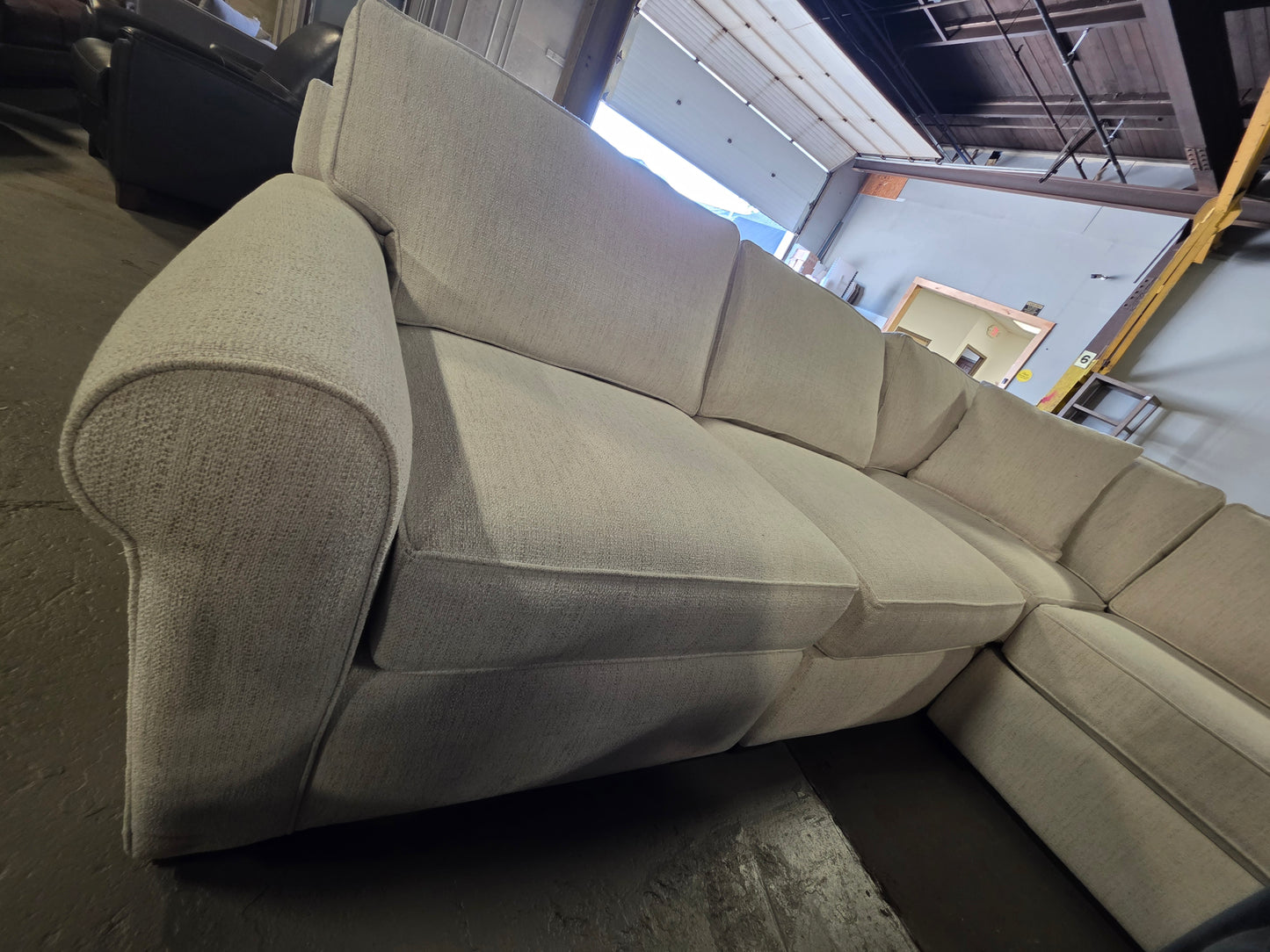 Radley Rollarm Fabric Sectional (Natural)