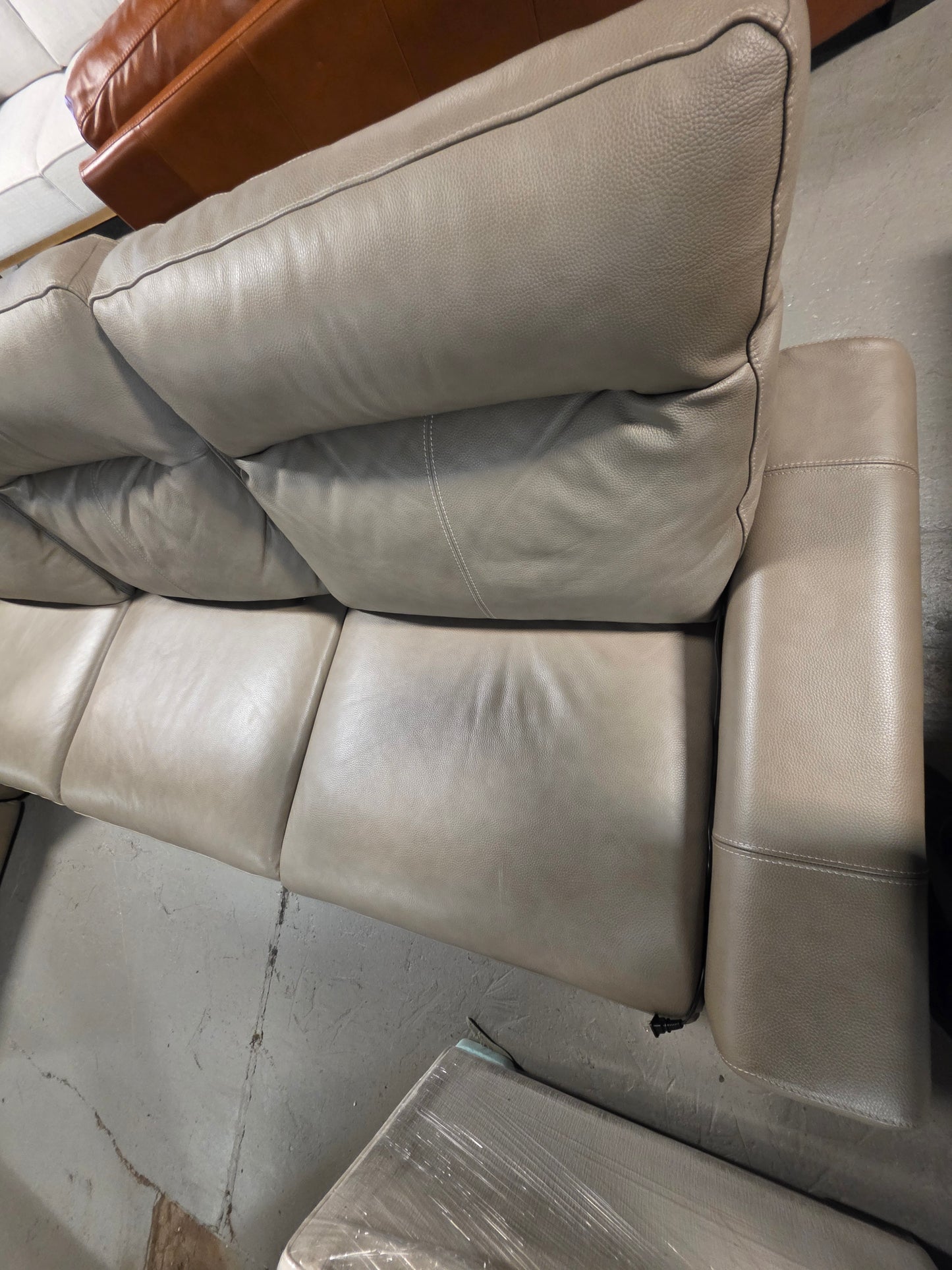 5-Pc. Leather Sectional with 3 Power Recliners (Taupe)