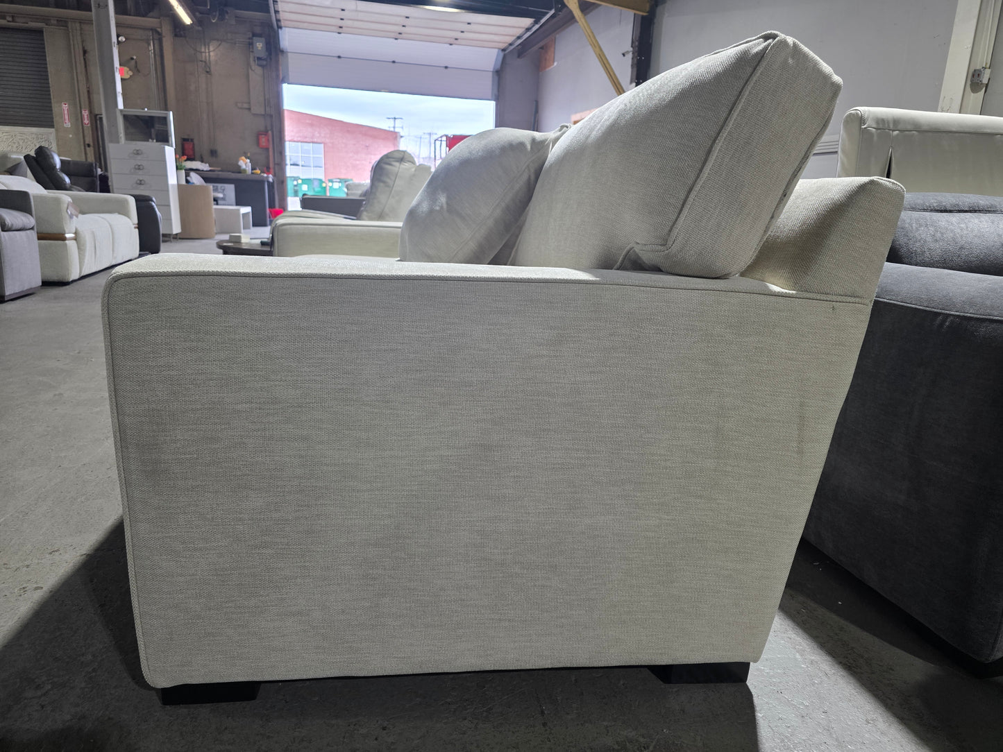 Radley 2-Pc Loveseat