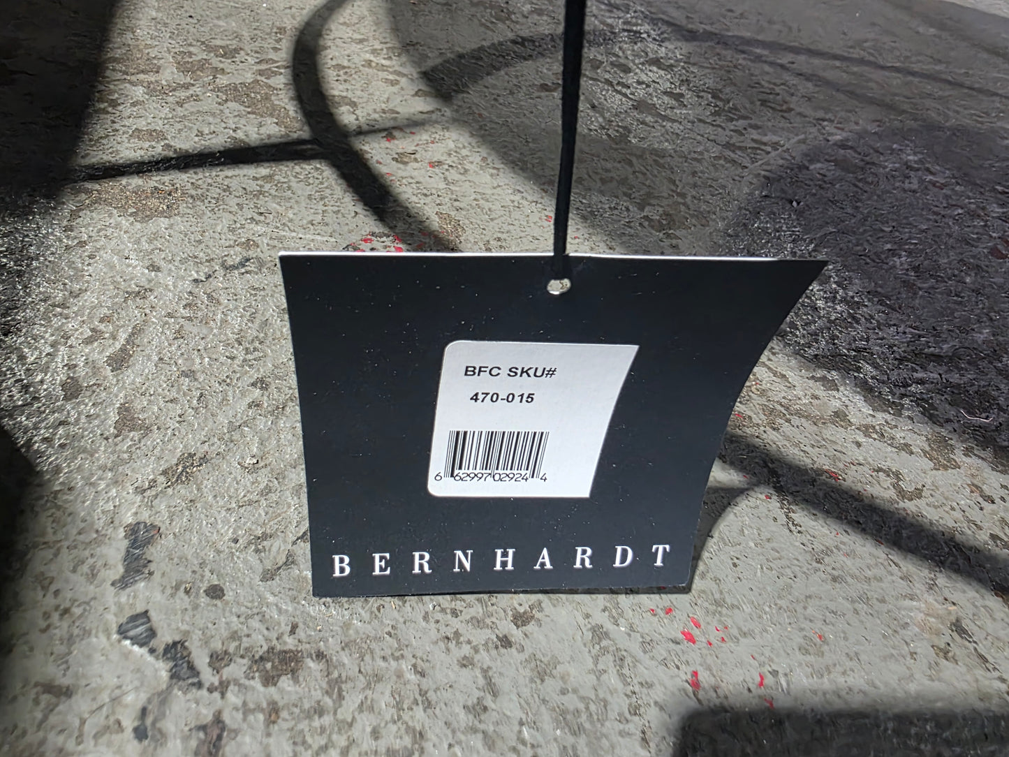 Bernhardt
Avondale Round Cocktail Table