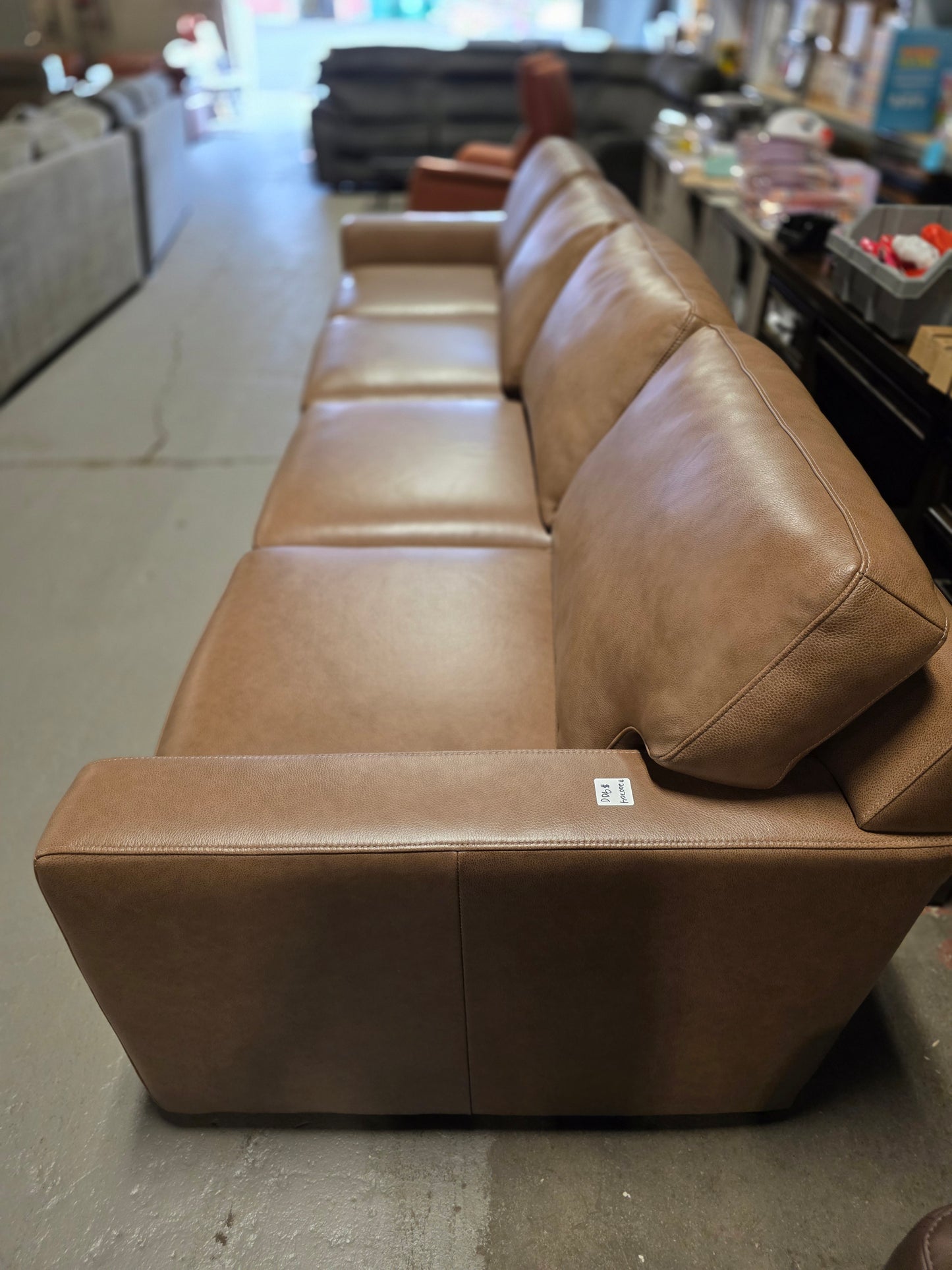 Radley Leather 4-Pc. Sectional Sofa (Light Tan)