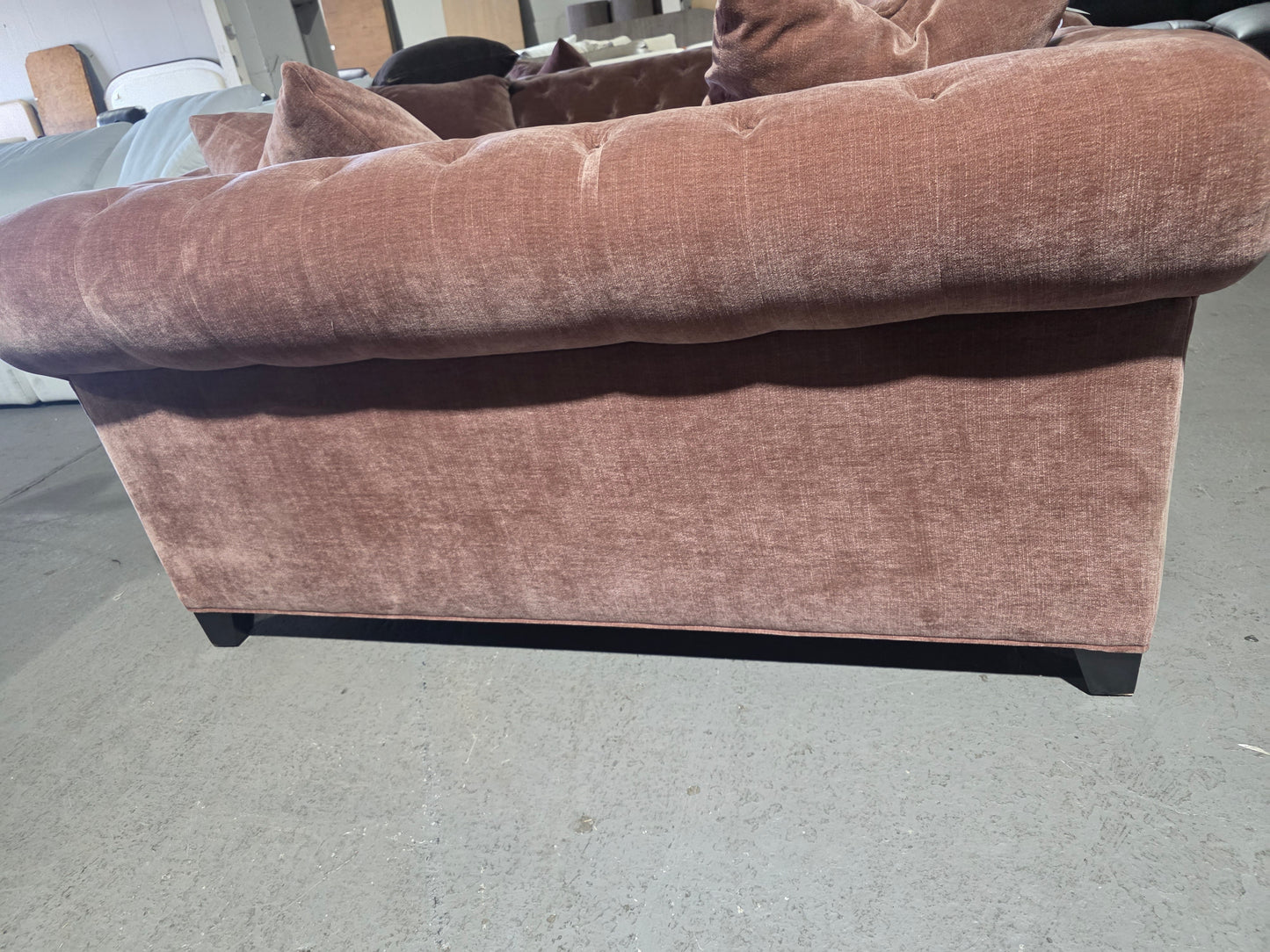Kallison Fabric Loveseat (Dusty Pink)