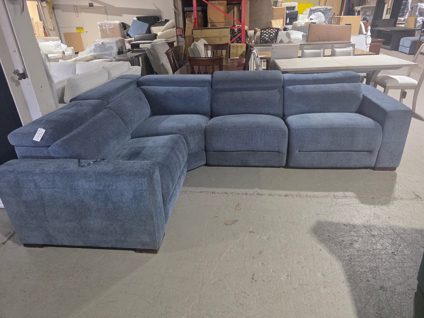 Nevio 4-Pc Fabric Sofa w/ 2 power Recliners