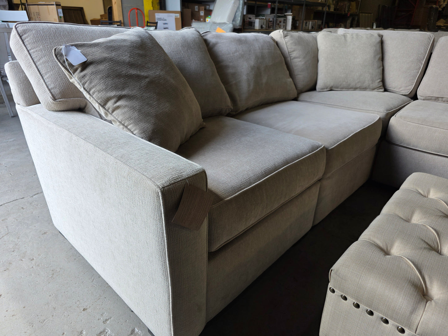 Radley 5-pc Sectional Sofa (Heavenly Chrome Beige)