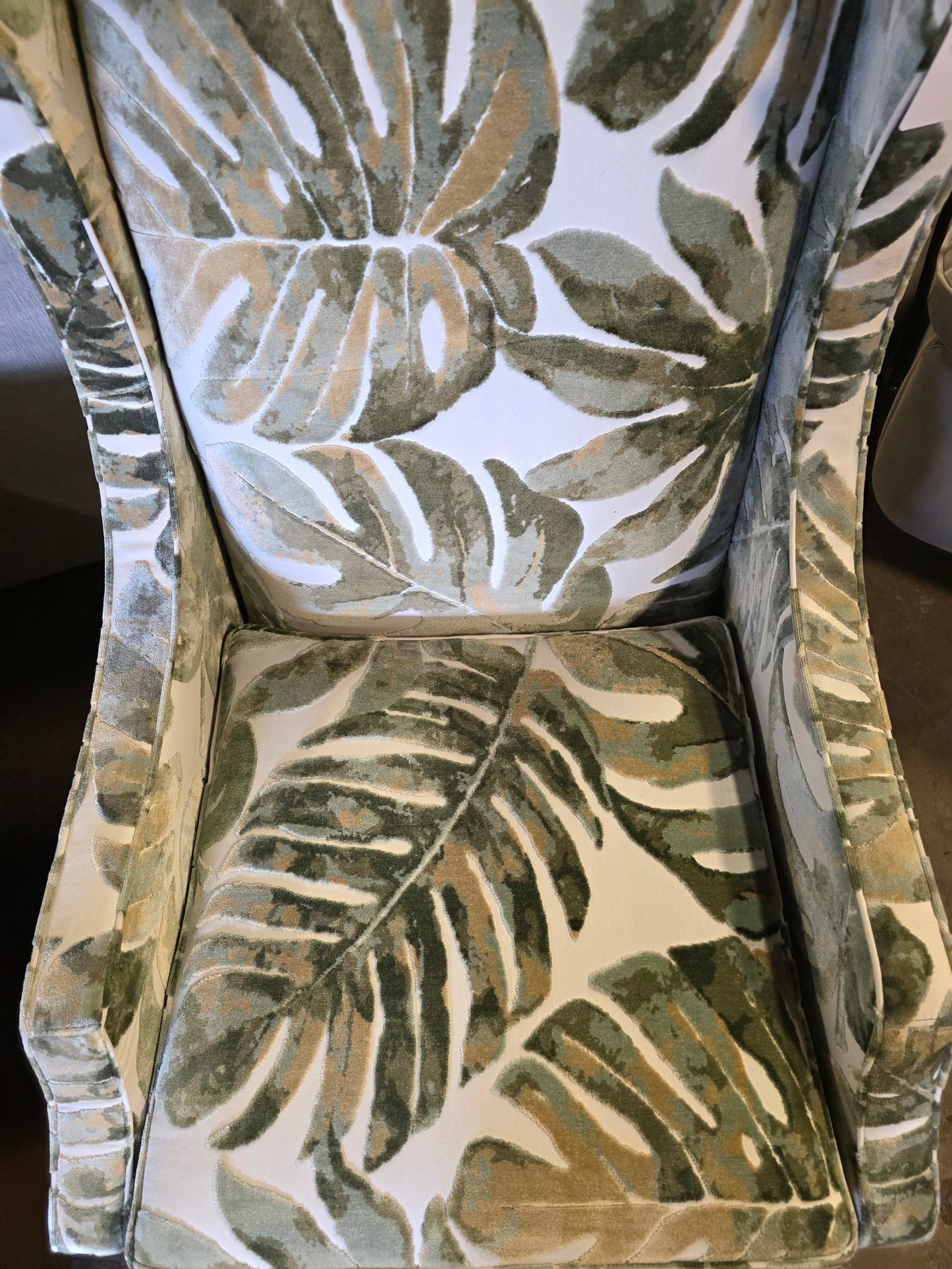 Kallison Fabric Wing Chair (Leafs)