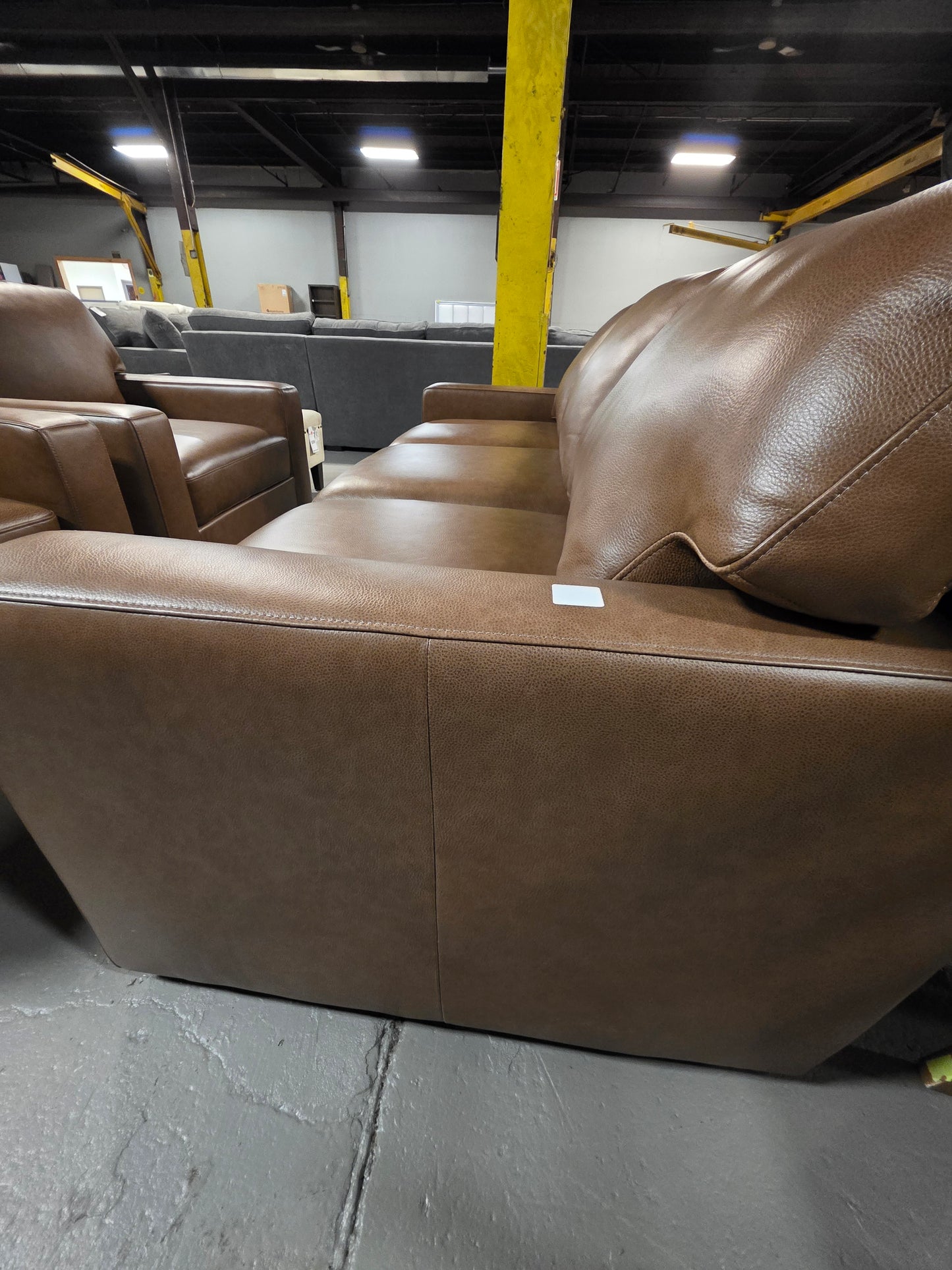 Radley 86" Leather Sofa (Chestnut)