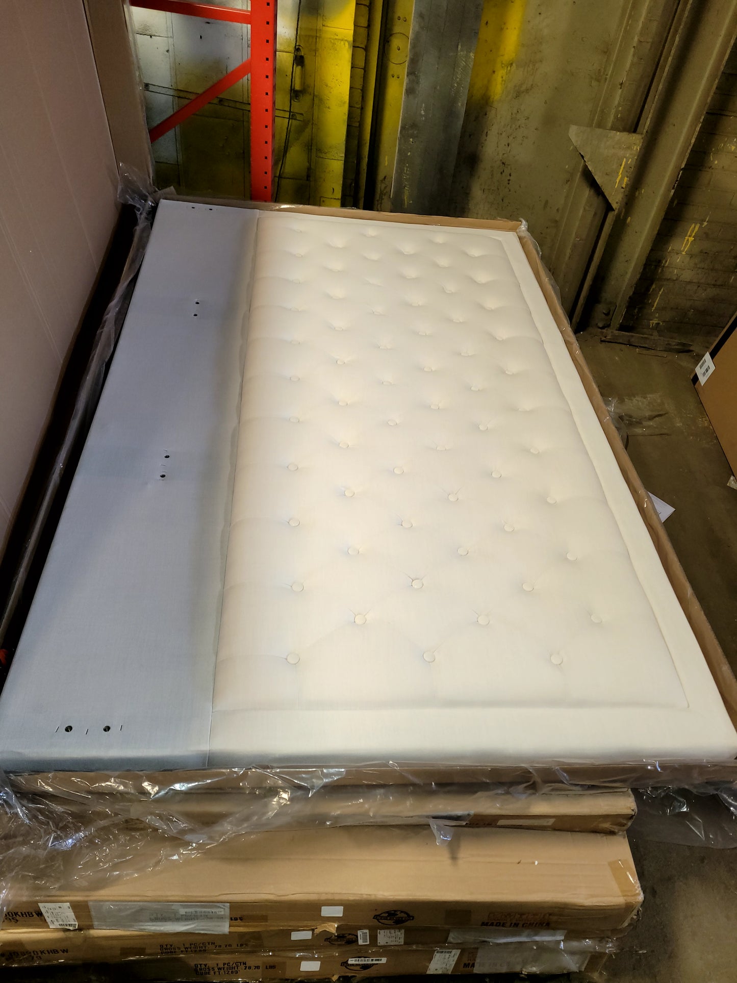 Upholstered Headboard with Diamond Tufting, King