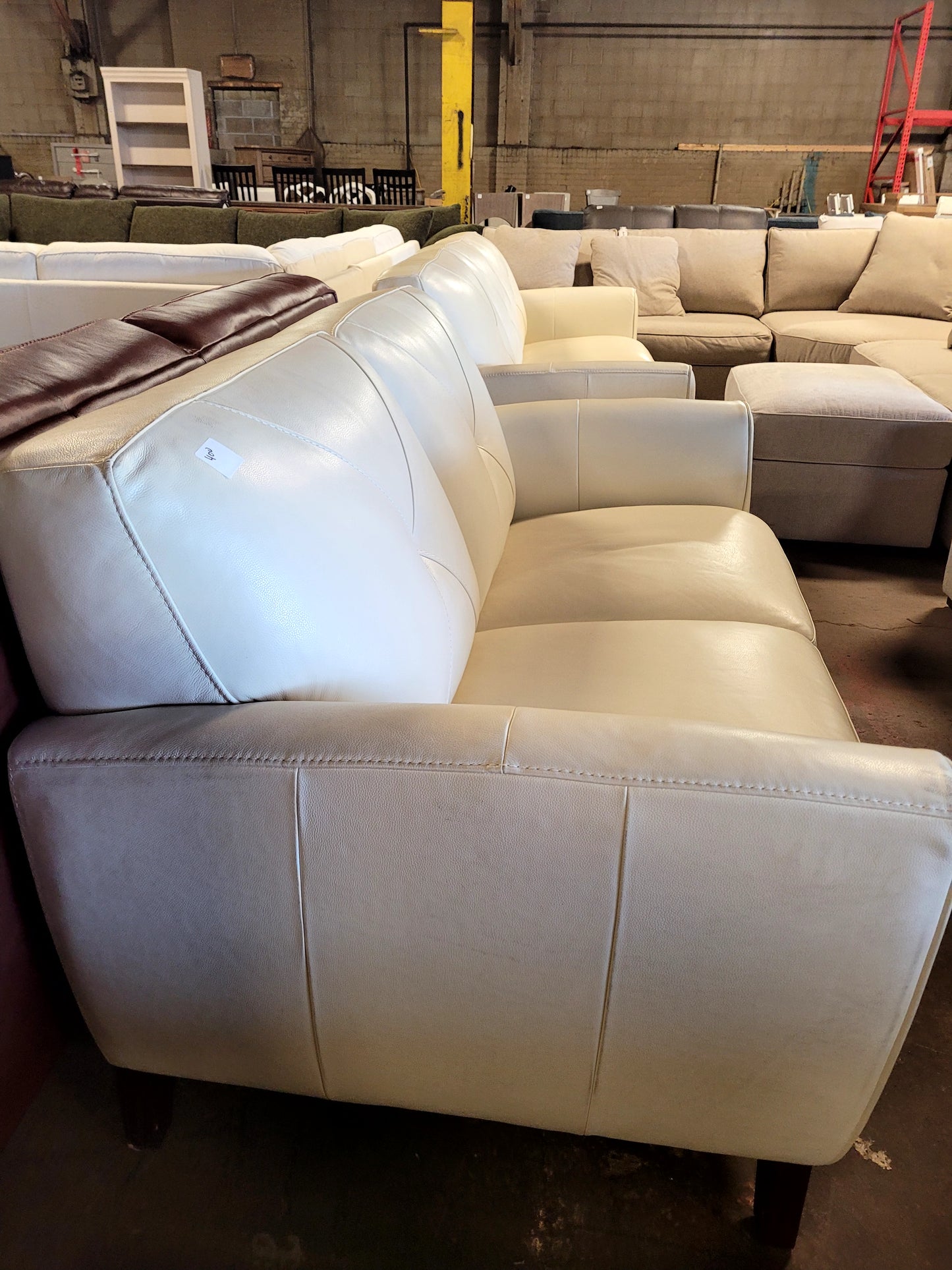 Myia 62" Leather Loveseat