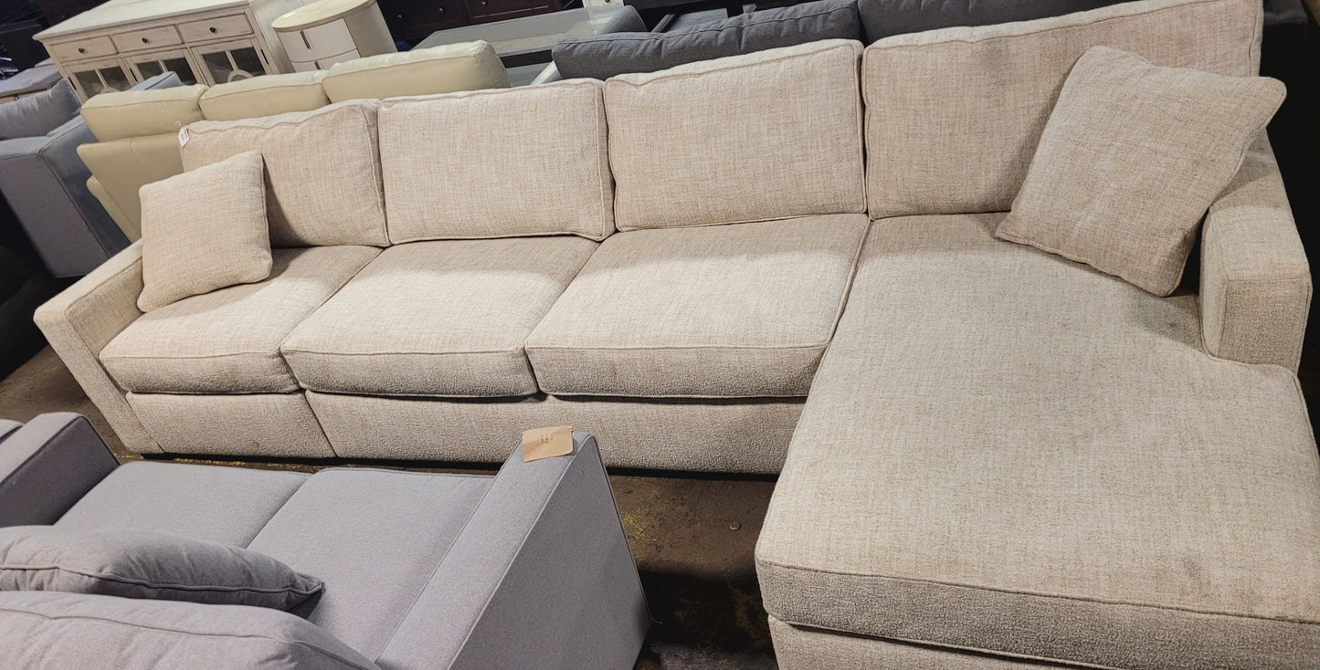 Radley -3pc Fabric Sectional w/ Chaise (Custom Fabric-cream)