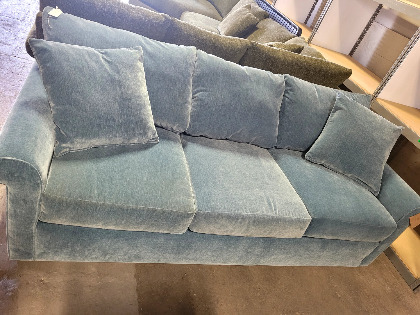 Wrenley 88" Fabric Queen Sleeper Sofa (Amici Denim)