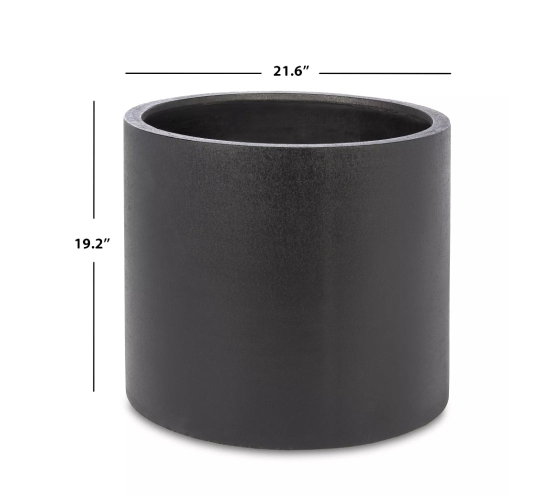 Safavieh Alia Planter (Black)