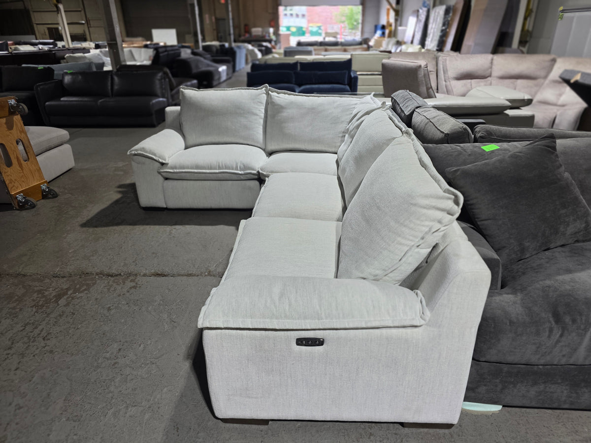 Borsi 4-Pc. Sectional with 3 Power Recliners (Birch)