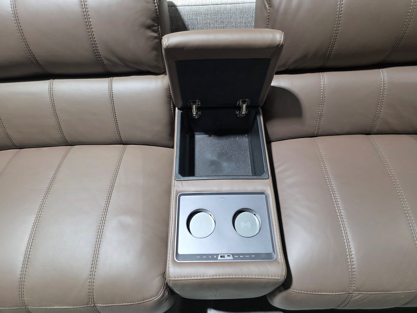 Wyndill 3-Pc. Leather Sofa with 2 Power Recliners (Cacao Brown)