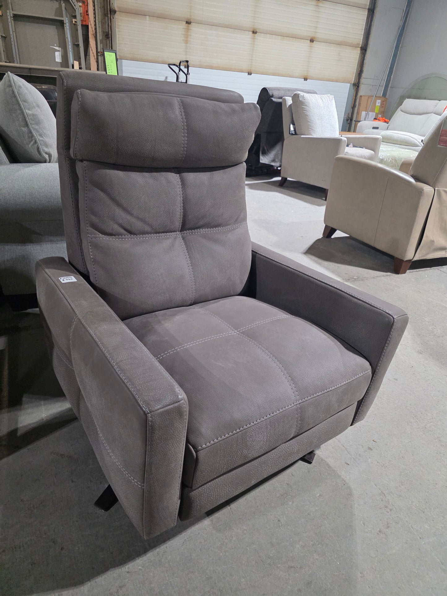 Brown Pushback Recliner