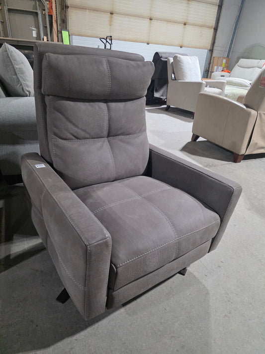 Brown Pushback Recliner