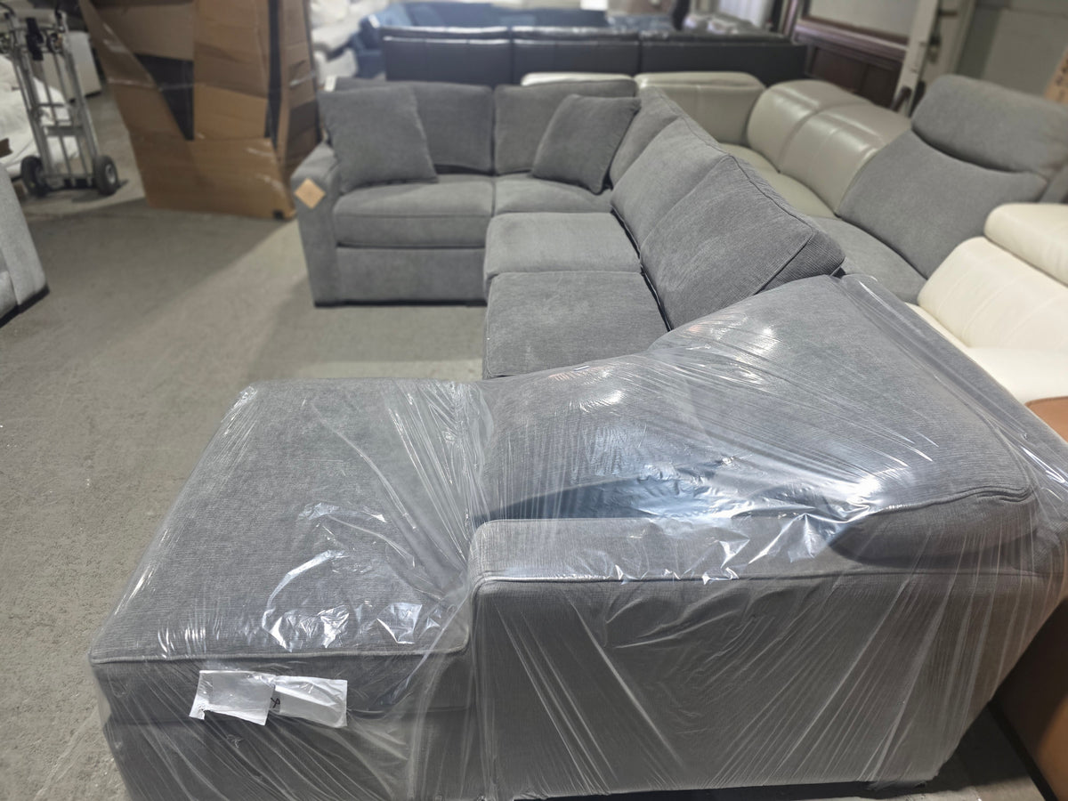 Radley 5-pc. Fabric Sectional with Chaise (Heavenly Mocha Grey)