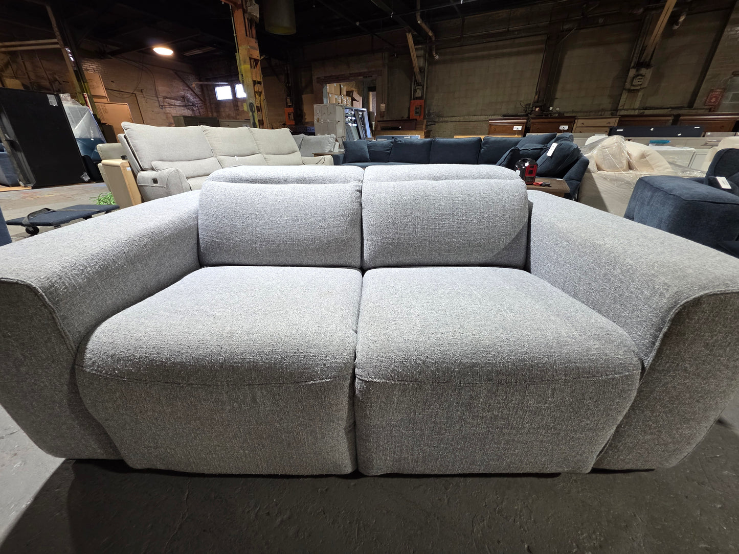Orsha Zero Gravity Fabric Loveseat