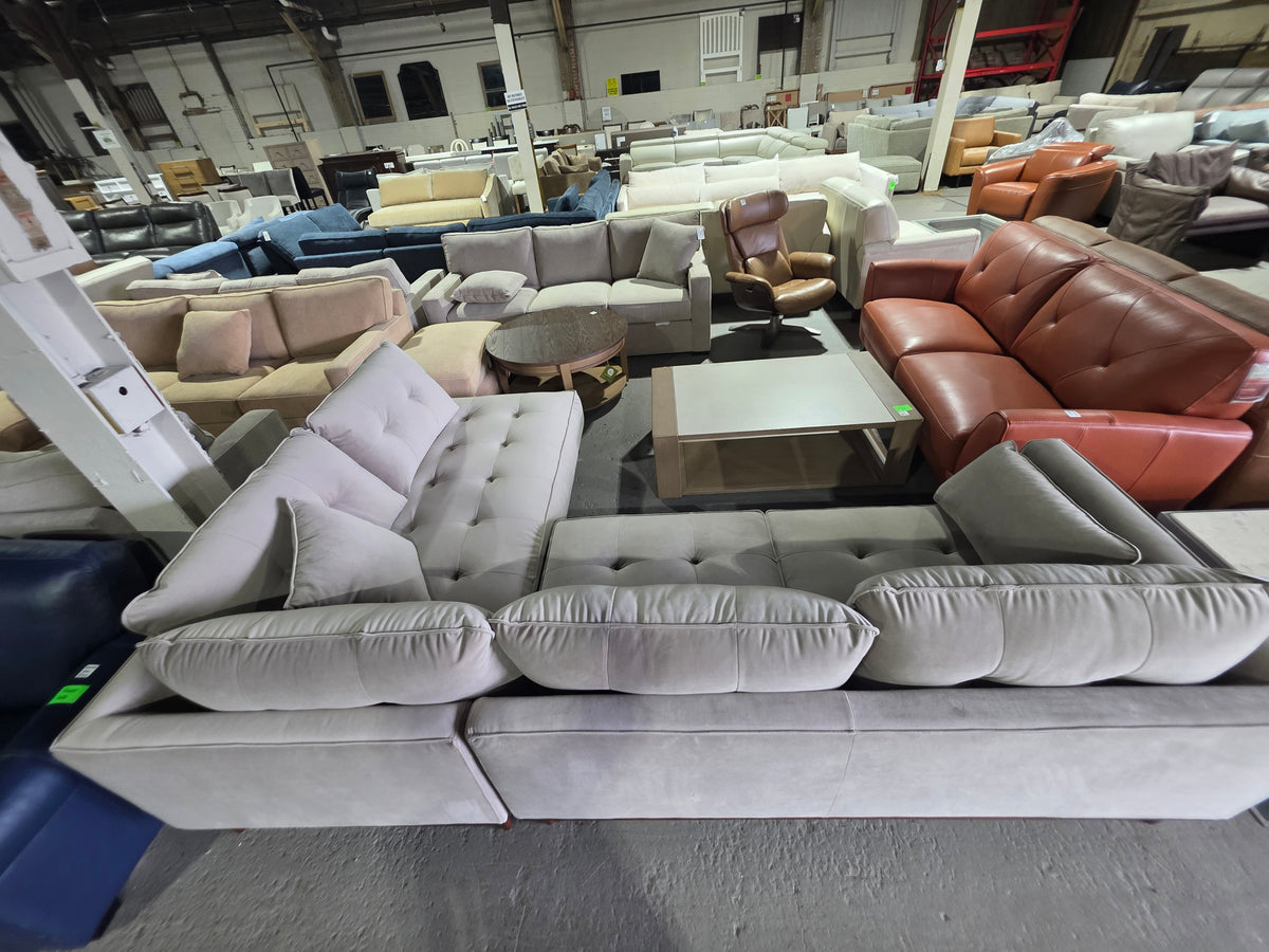 Hazelynn 2-Pc. Fabric Sectional (Taupe)