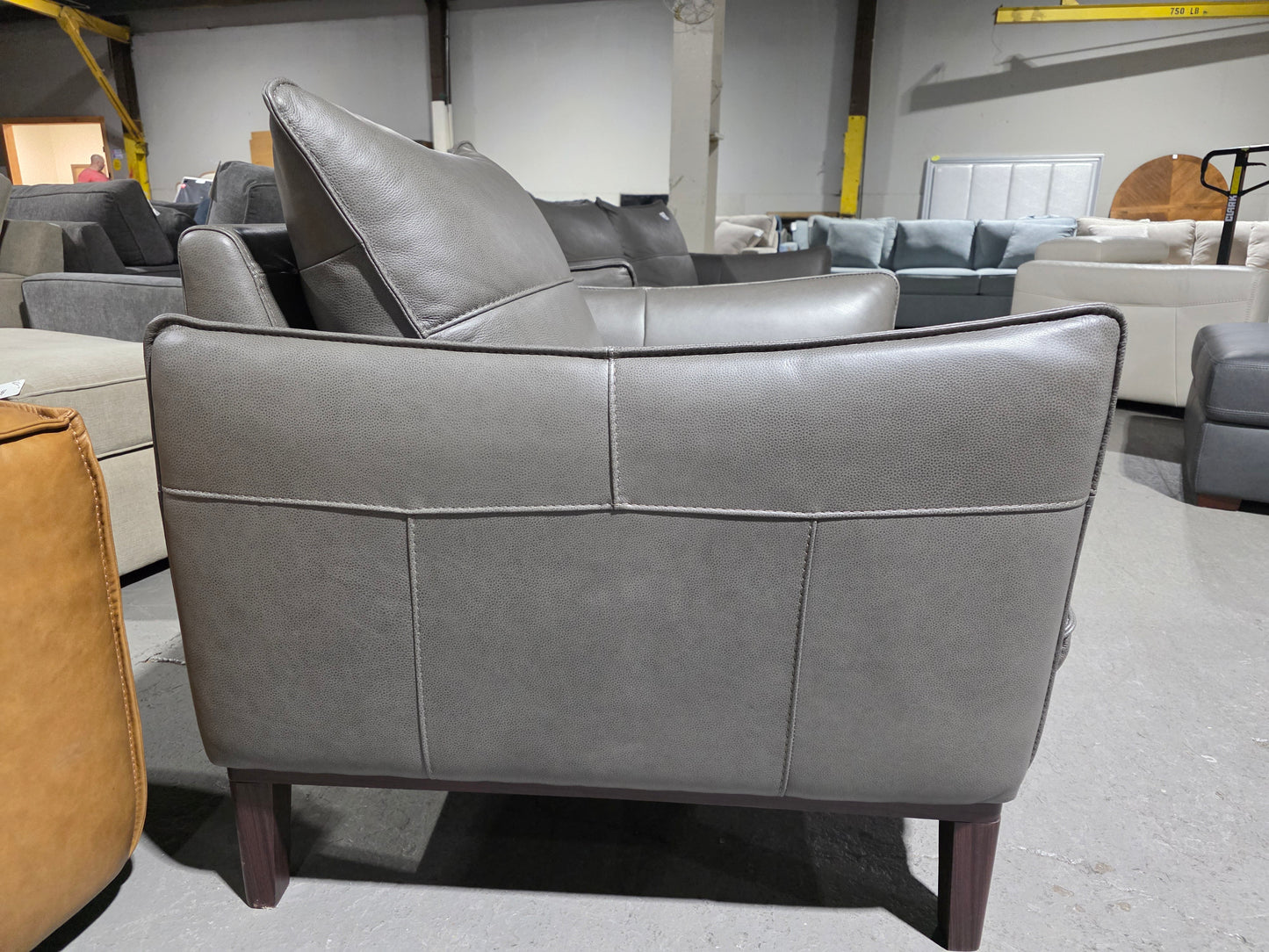 Kettner 34" Leather Chair (Charcoal)