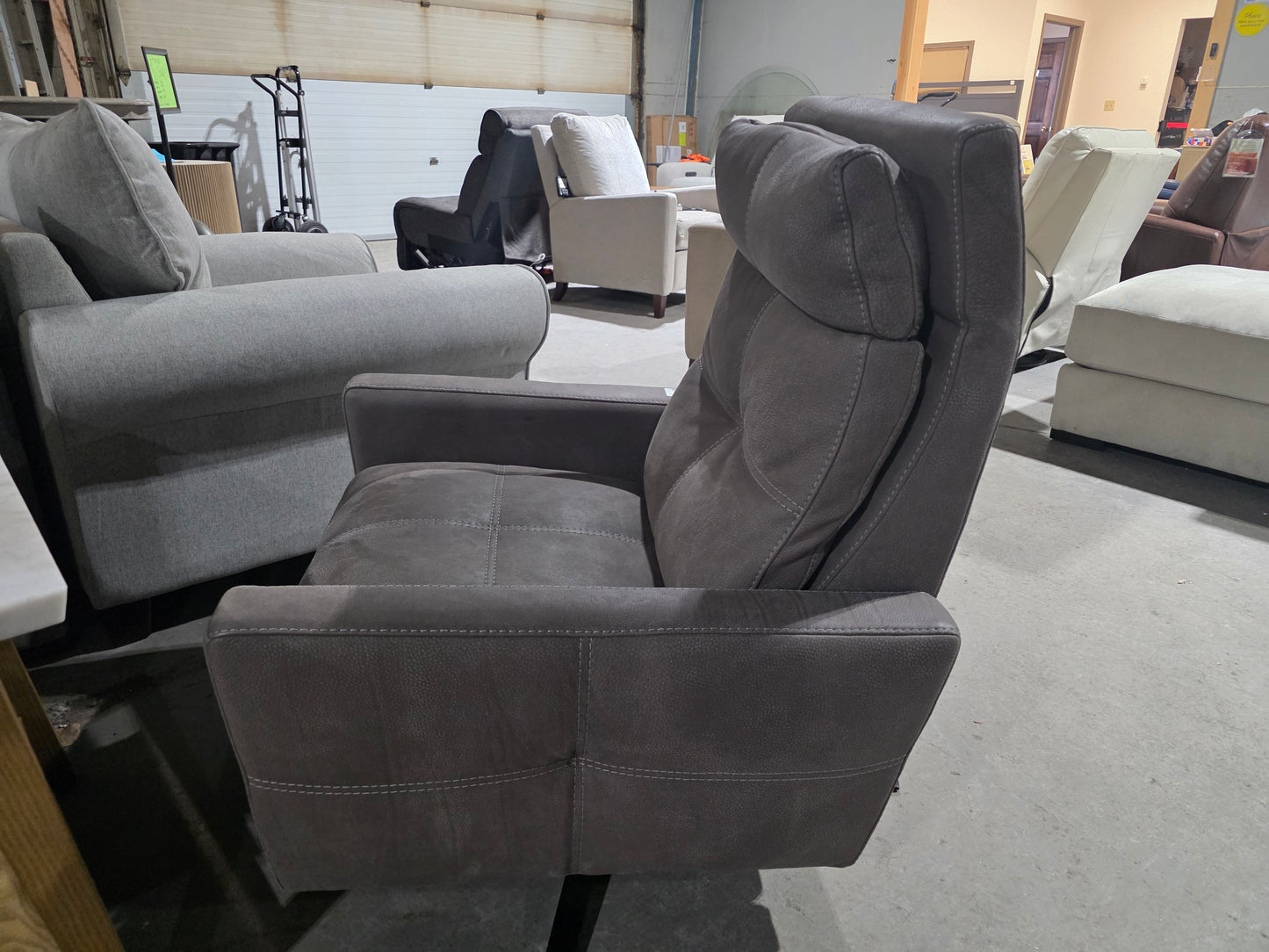 Brown Pushback Recliner