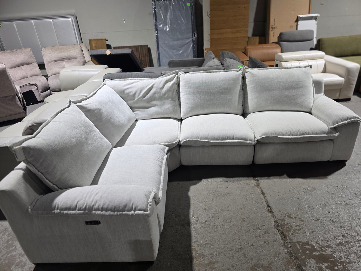 Borsi 4-Pc. Sectional with 3 Power Recliners (Birch)
