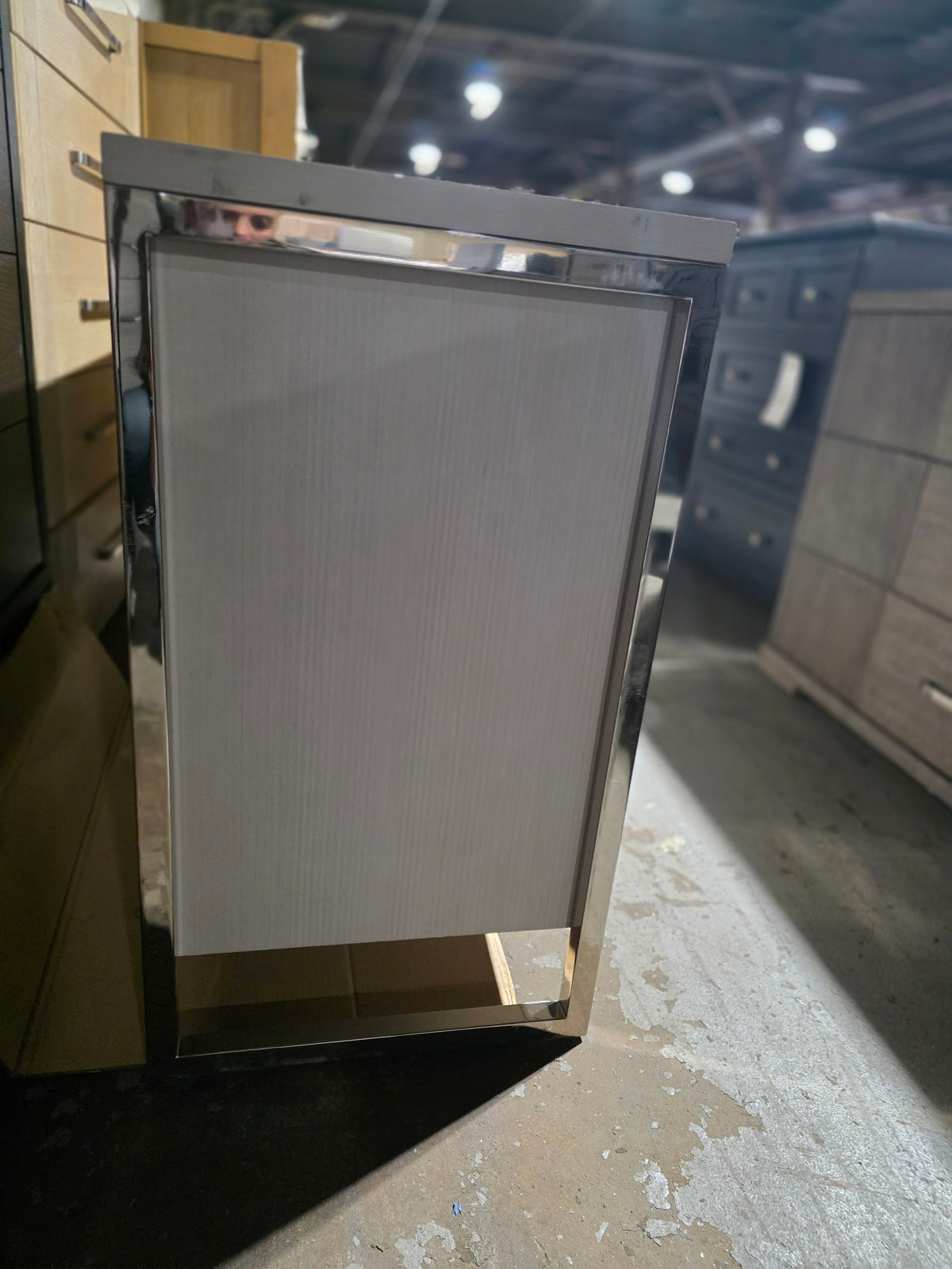 Stratum Dresser