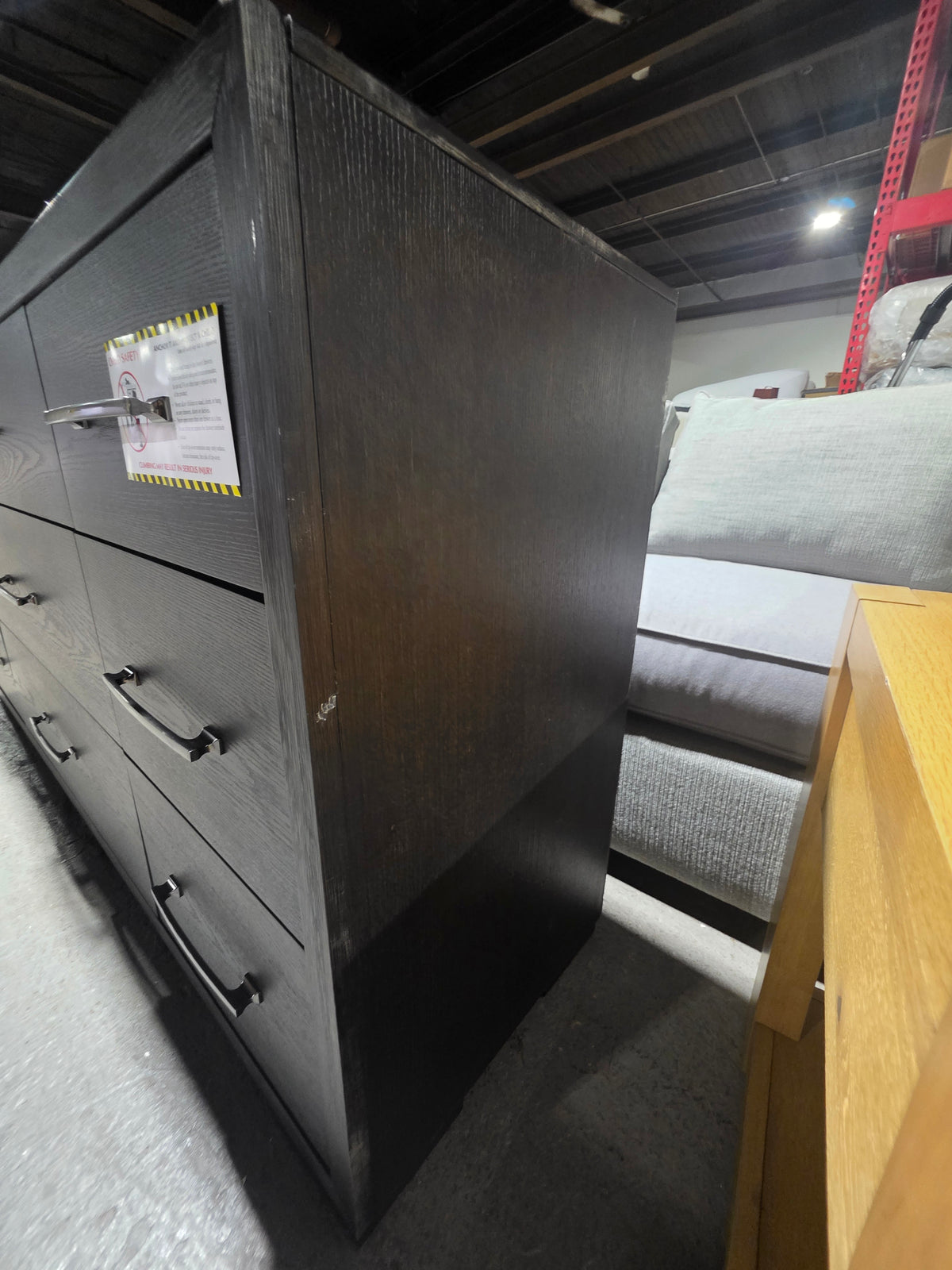 Ryder 35" Oak Veneer 9-Drawer Dresser