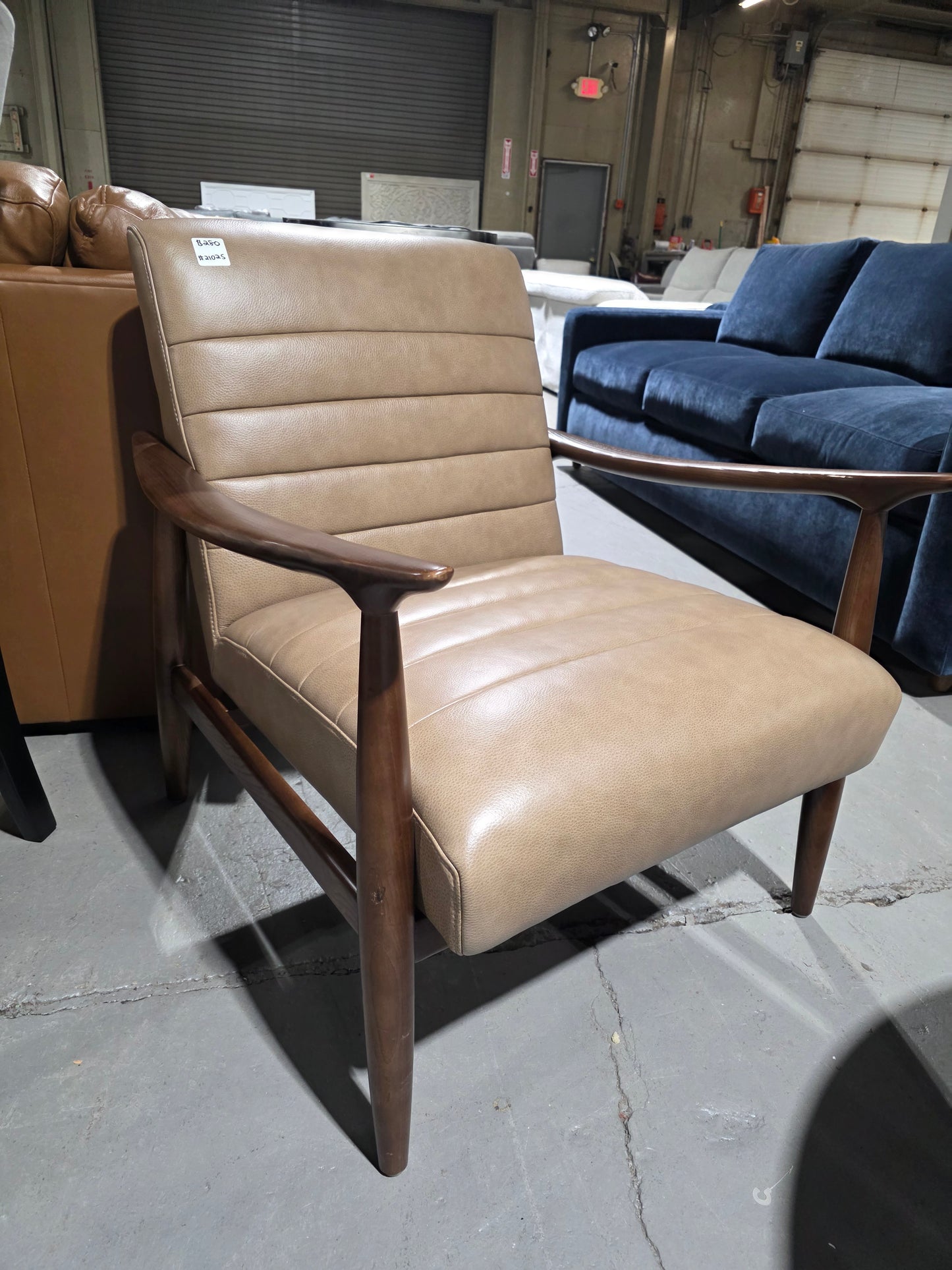 Elif Leather Accent Chair (Sand)