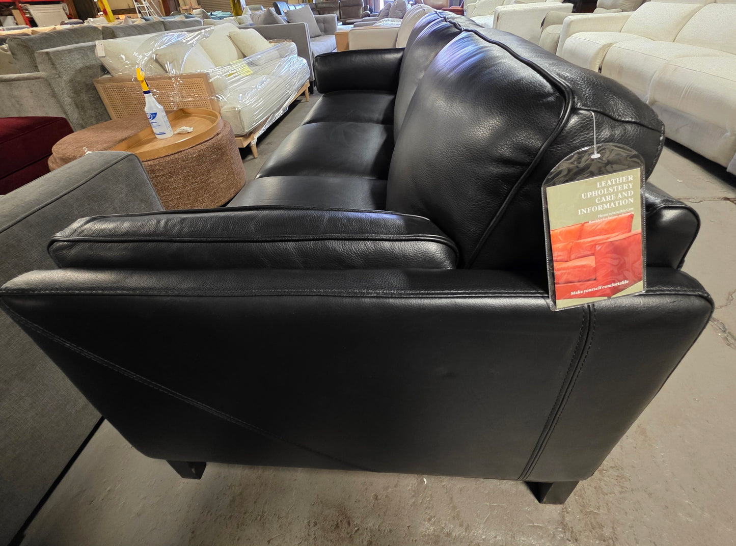 Virton 87" Leather Sofa (Black)