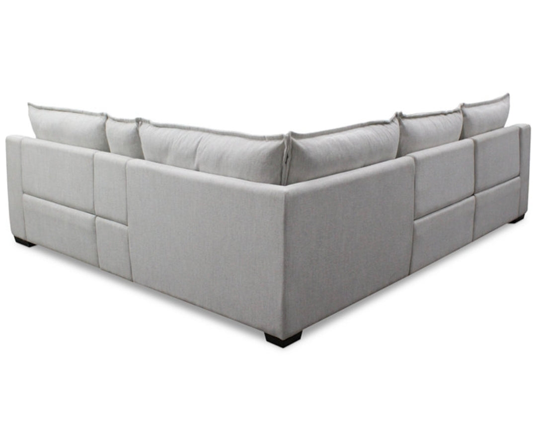 Borsi 4-Pc. Sectional with 3 Power Recliners (Birch)
