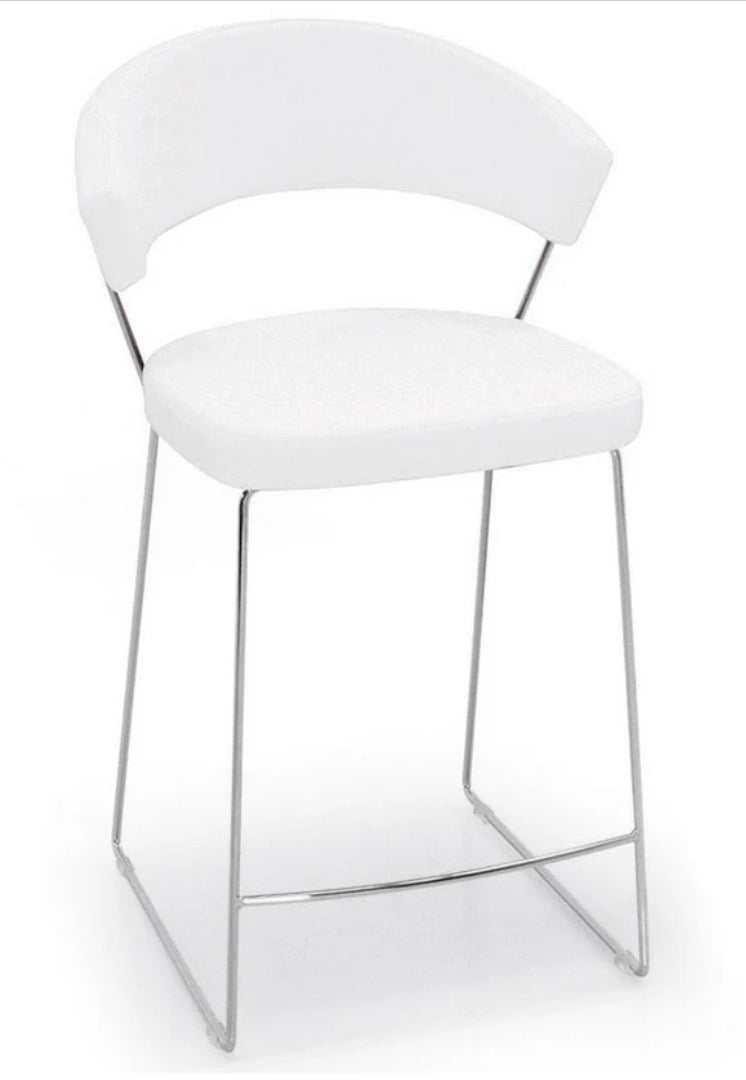 Connubia New York Bar/Counter Stool (White)