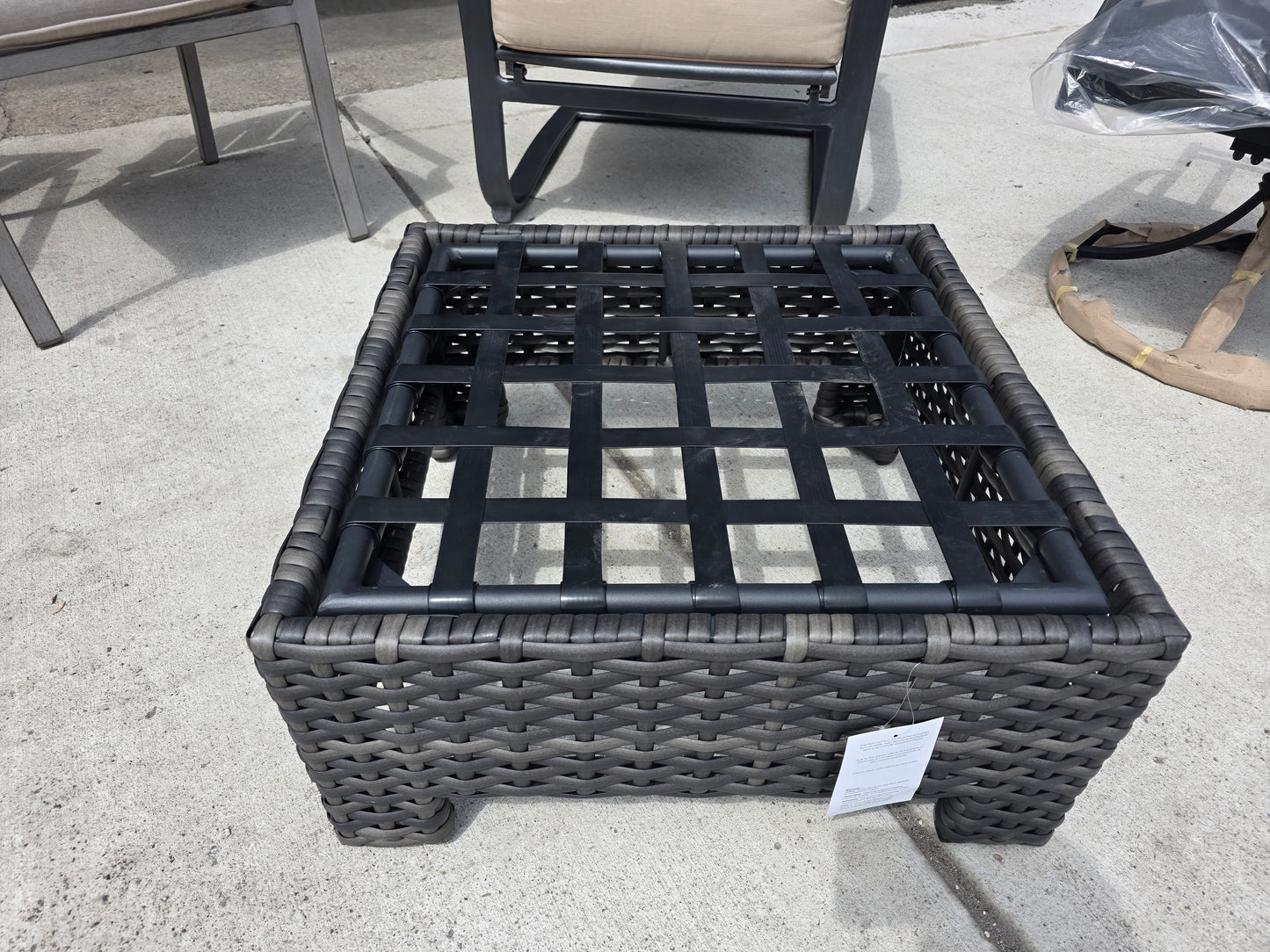 Viewpoint Square Outdoor Ottoman
