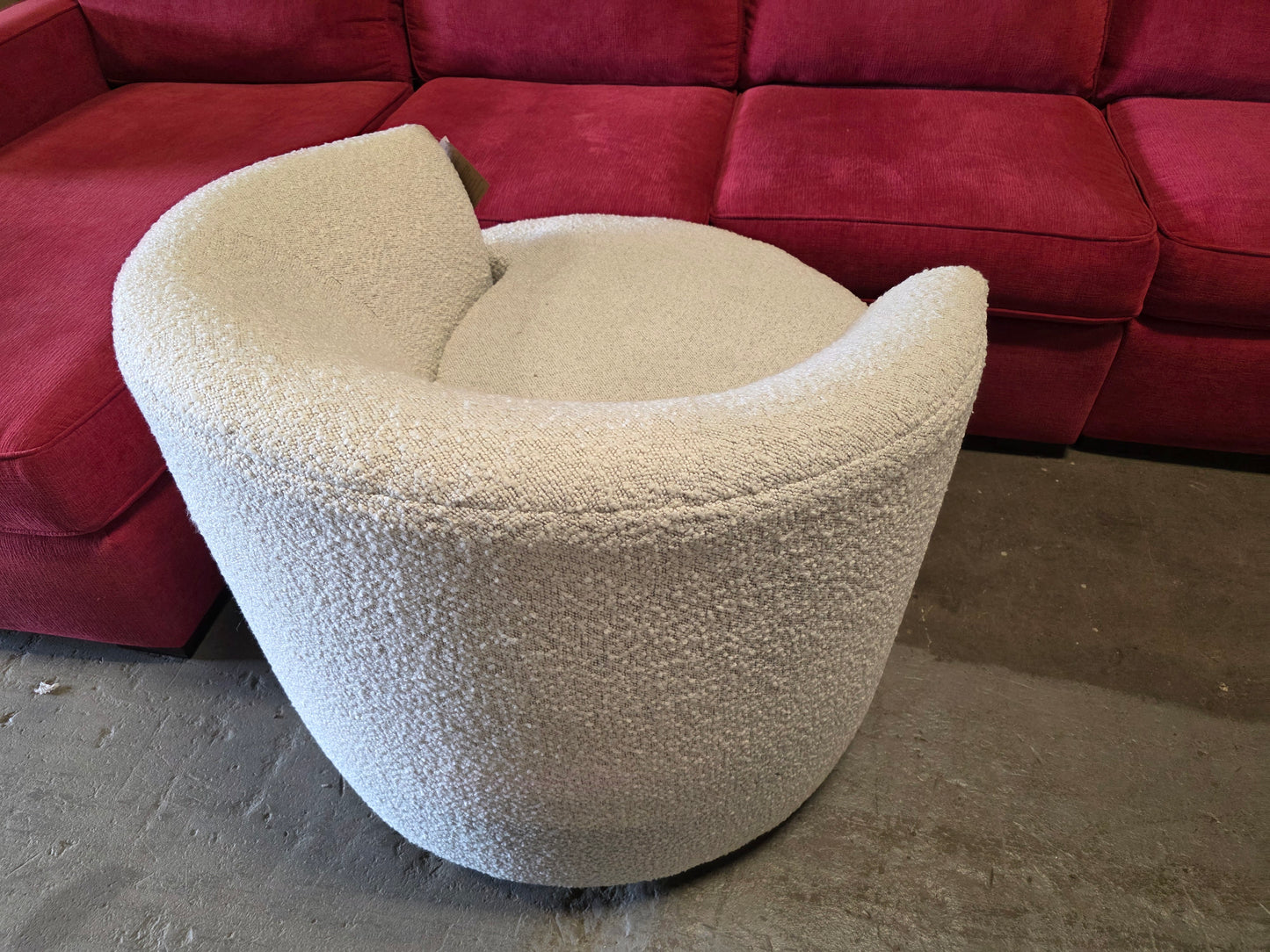 36" Fabric Boucle Swivel Chair