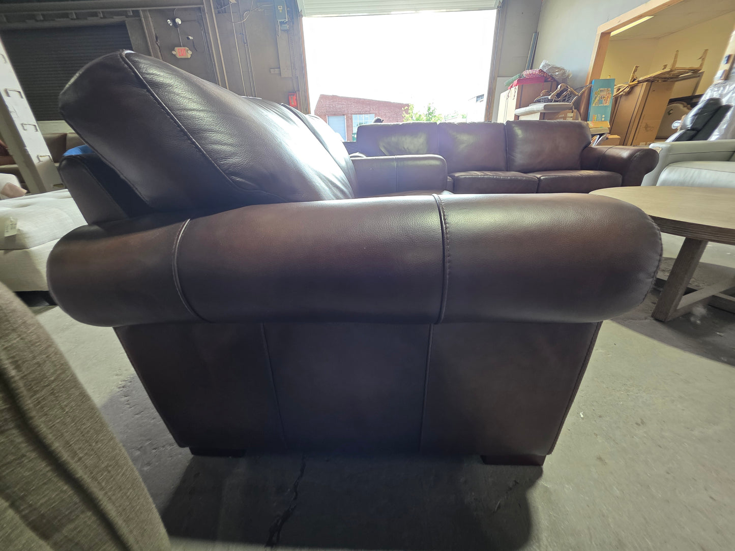 Brookfield 70" Top Grain Leather Loveseat