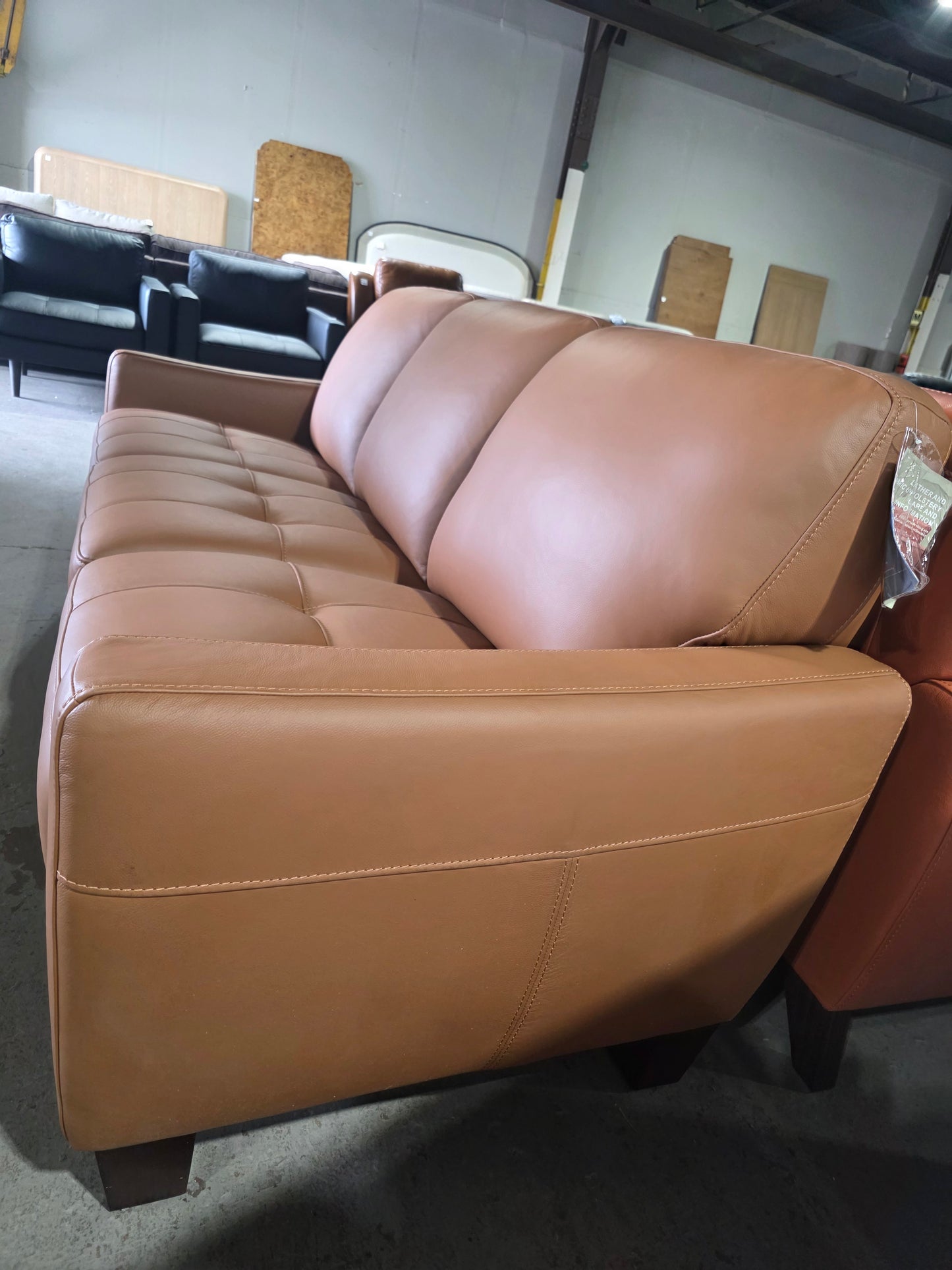 Galligher Leather Sofa (Caramel)