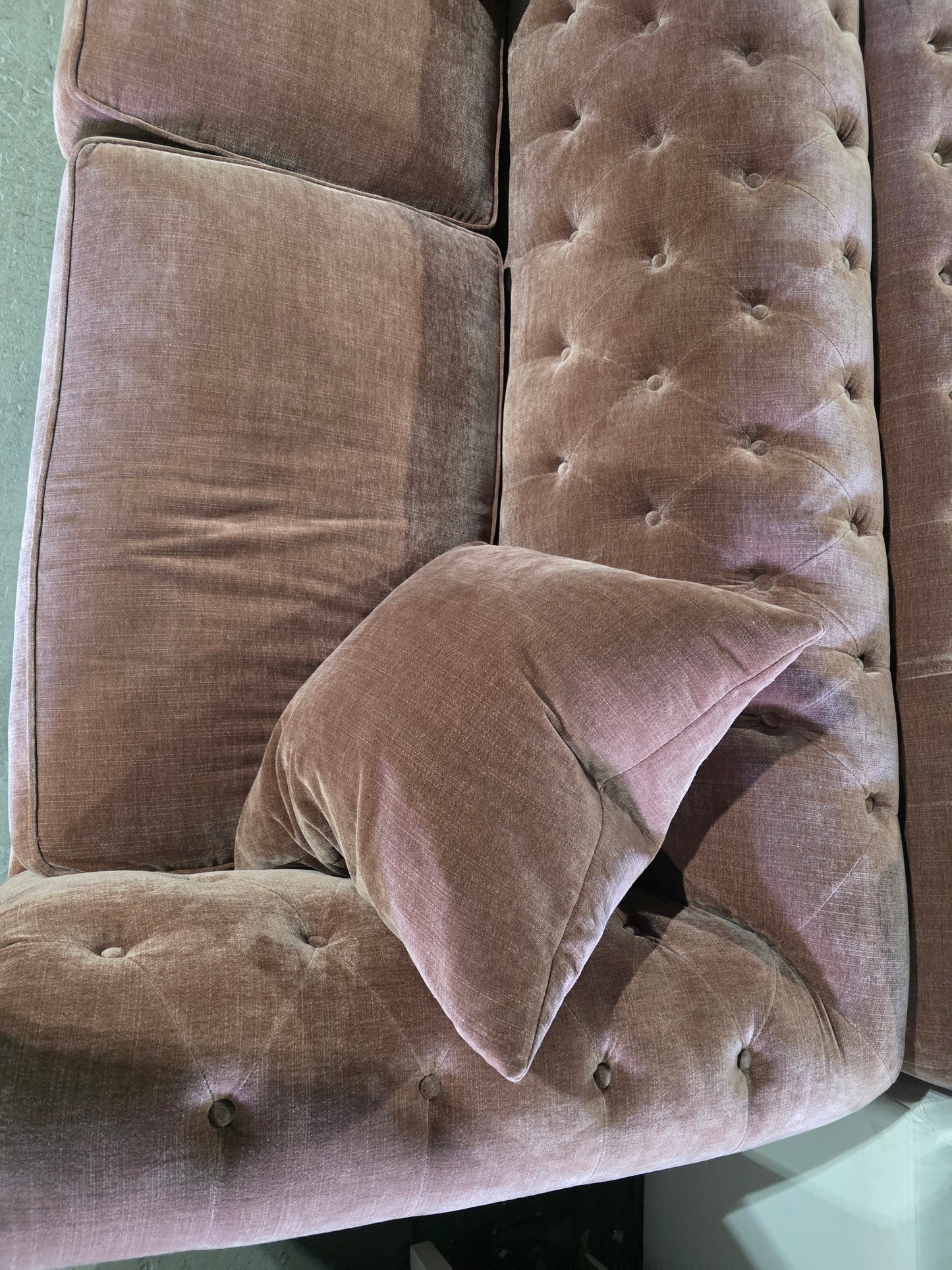 Kallison Fabric Sofa (Dusty Pink)