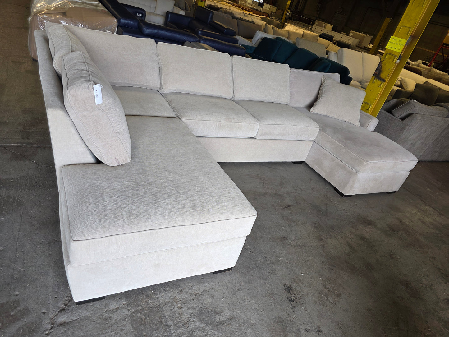 Radley 3pc Fabric Sectional w/ chaise (Heavenly Chrome Beige)