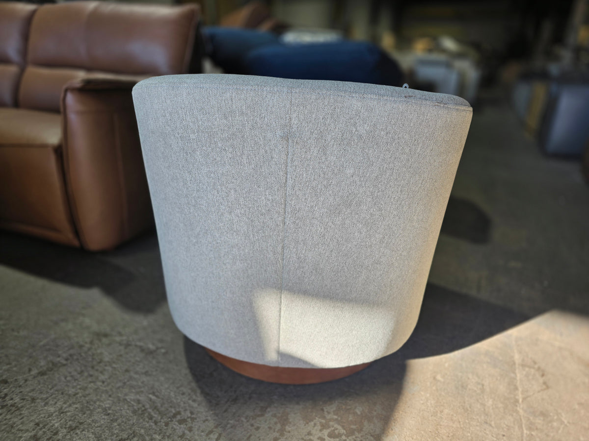 Solvie Fabric Swivel Chair (Dove)