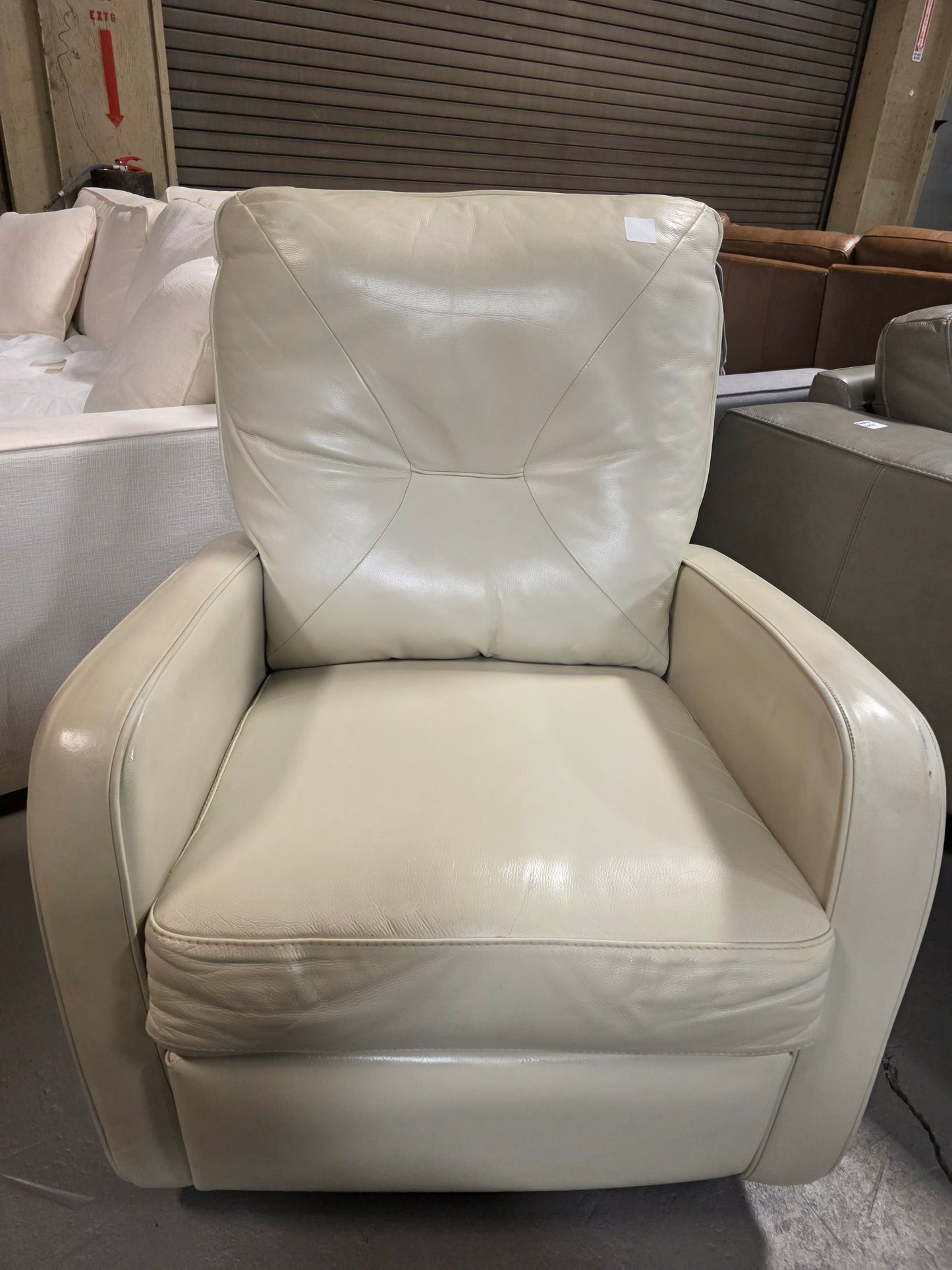 Finchley Leather Power Wallhugger Recliner