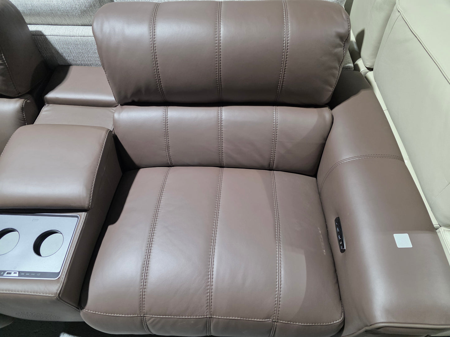 Wyndill 3-Pc. Leather Sofa with 2 Power Recliners (Cacao Brown)