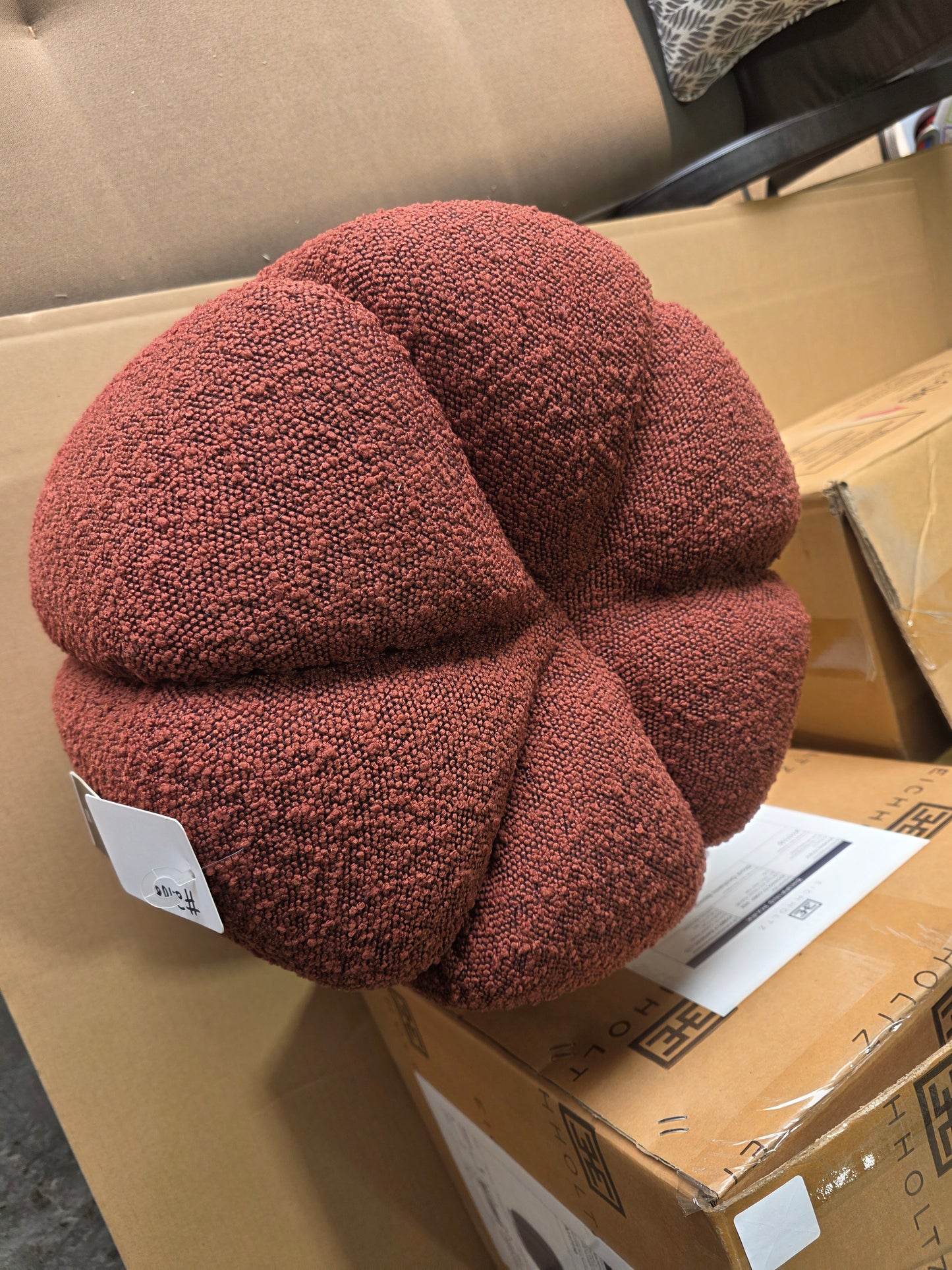 Orchanic Stool | Rouge Bouclé