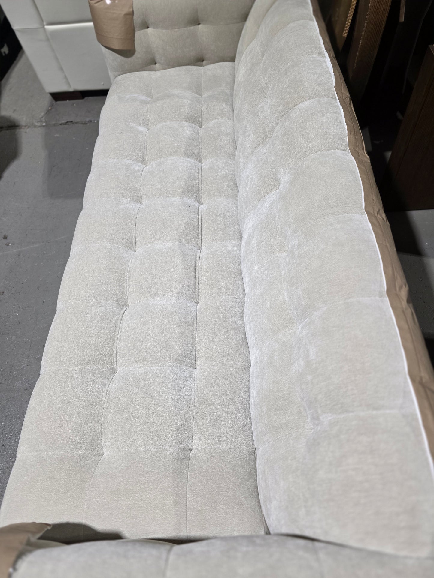 Elbert Fabric Estate Sofa (Alabaster)