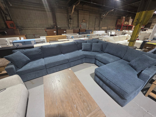 Radley 5-Pc. Fabric Chaise Sectional Sofa (Blue)