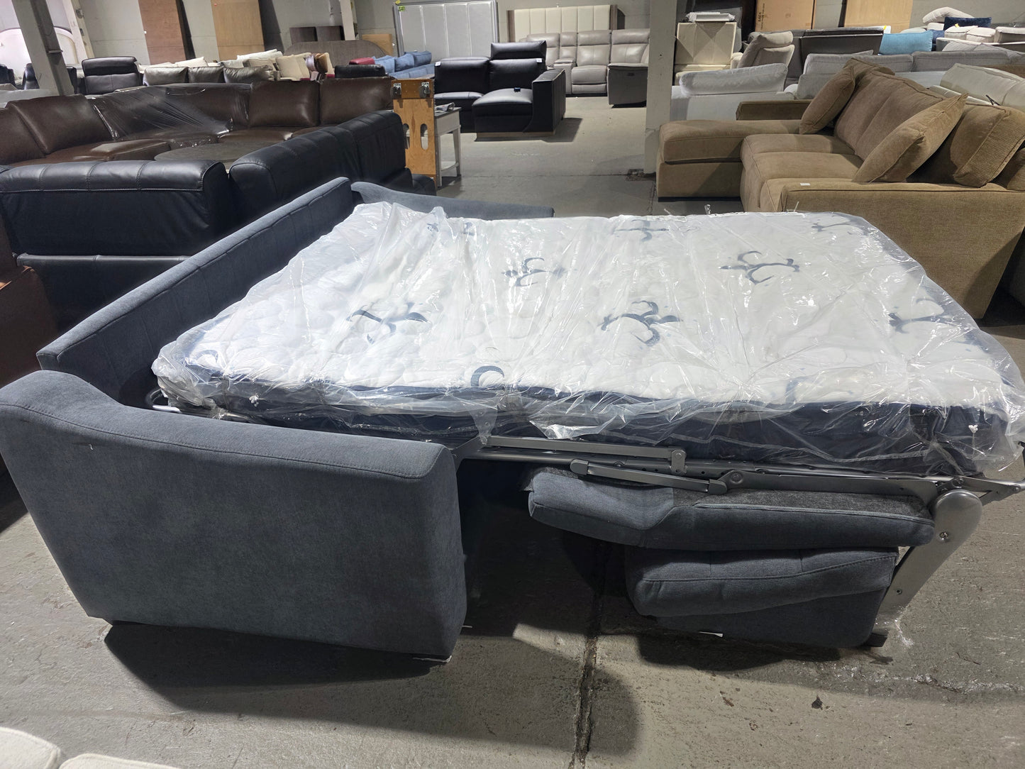 Stearns & Foster 83 in. Queen Sleeper Sofa Bed with 8 in. Hybrid Mattress, Dark Gray