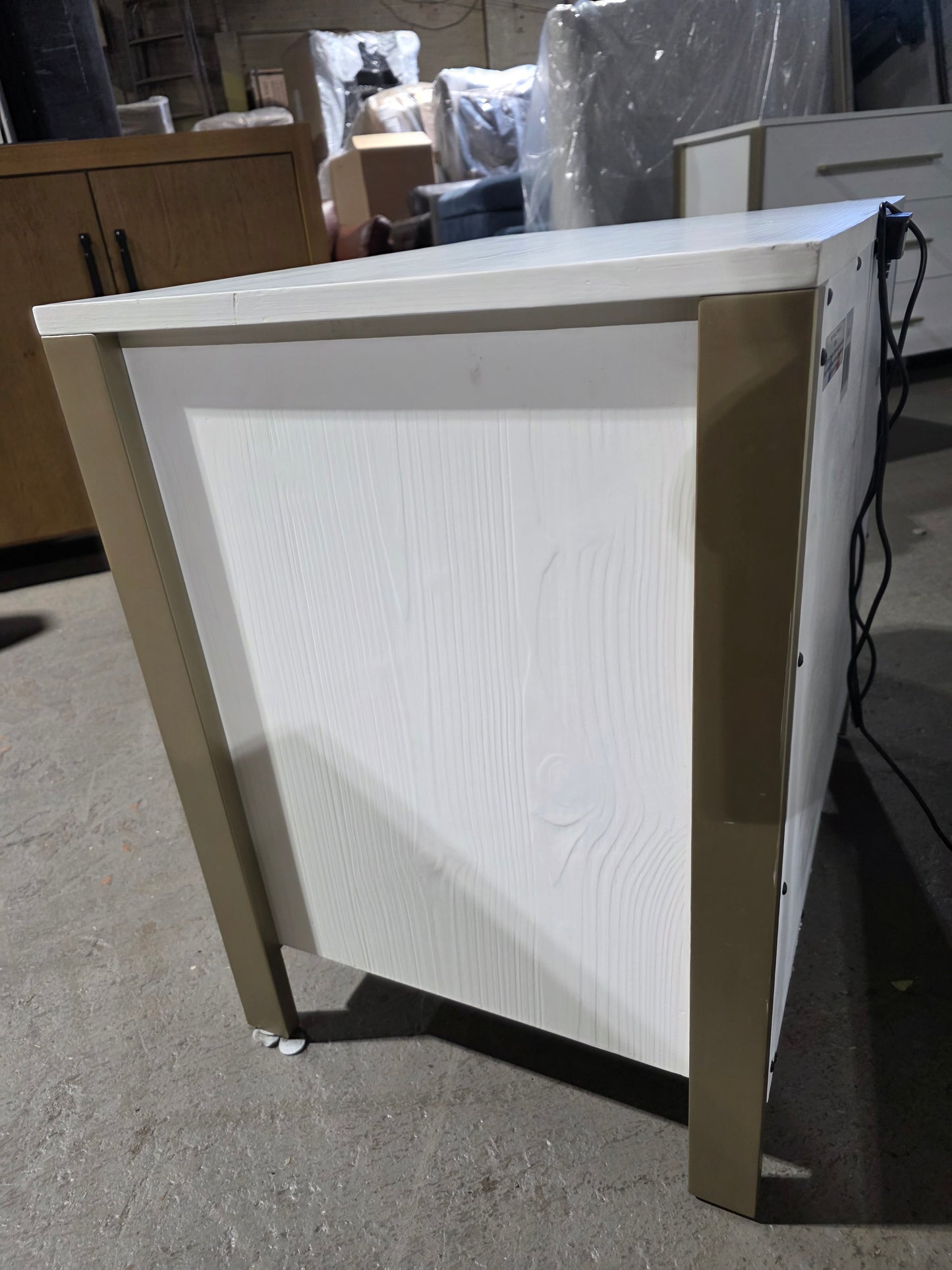 26" Emila 2-Drawer Nightstand