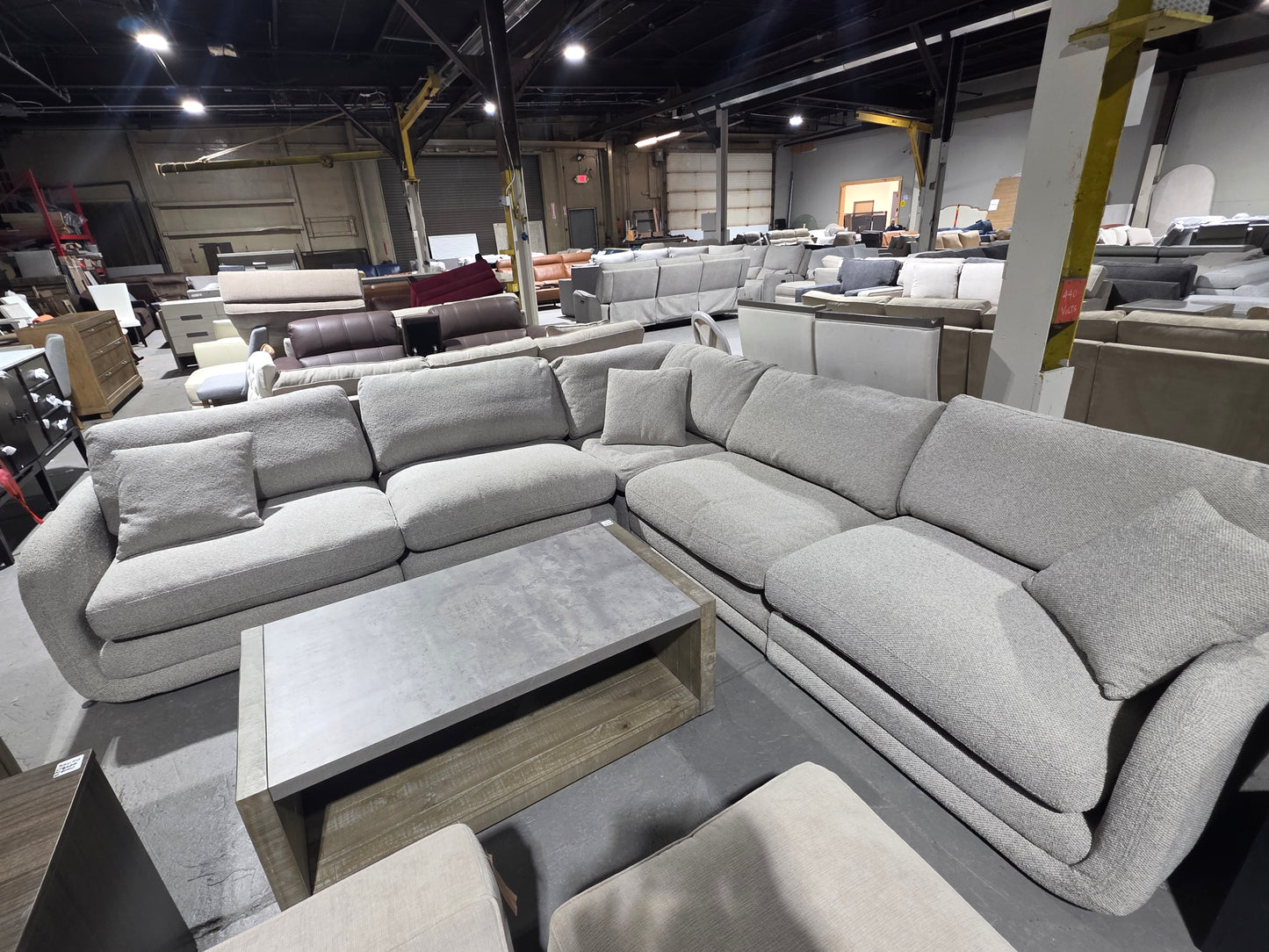 Daryll 5-Pc Fabric L Sectional (Granite)