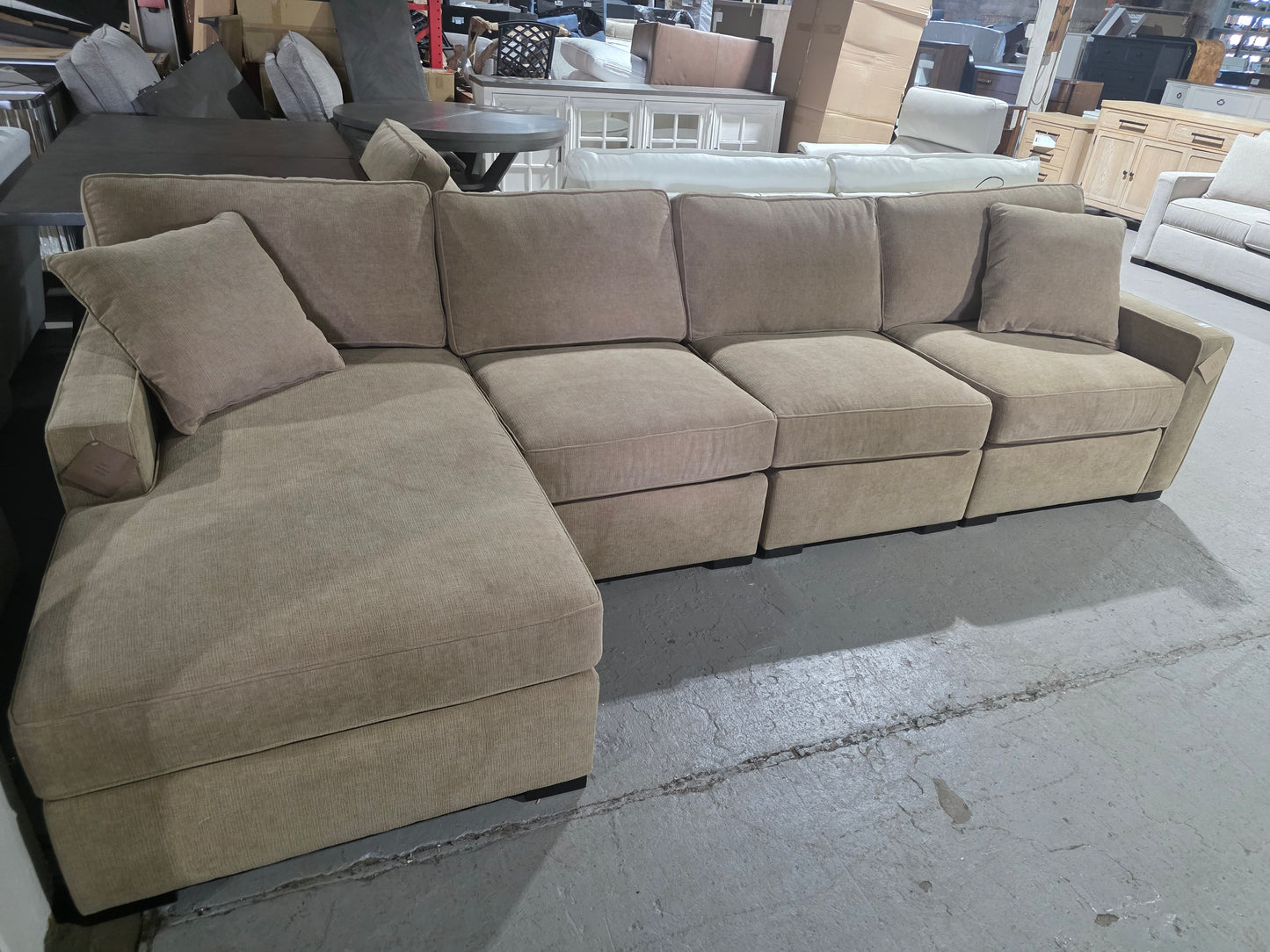 Radley 4-Pc Fabric Sectional (Heavenly Cafe Brown)